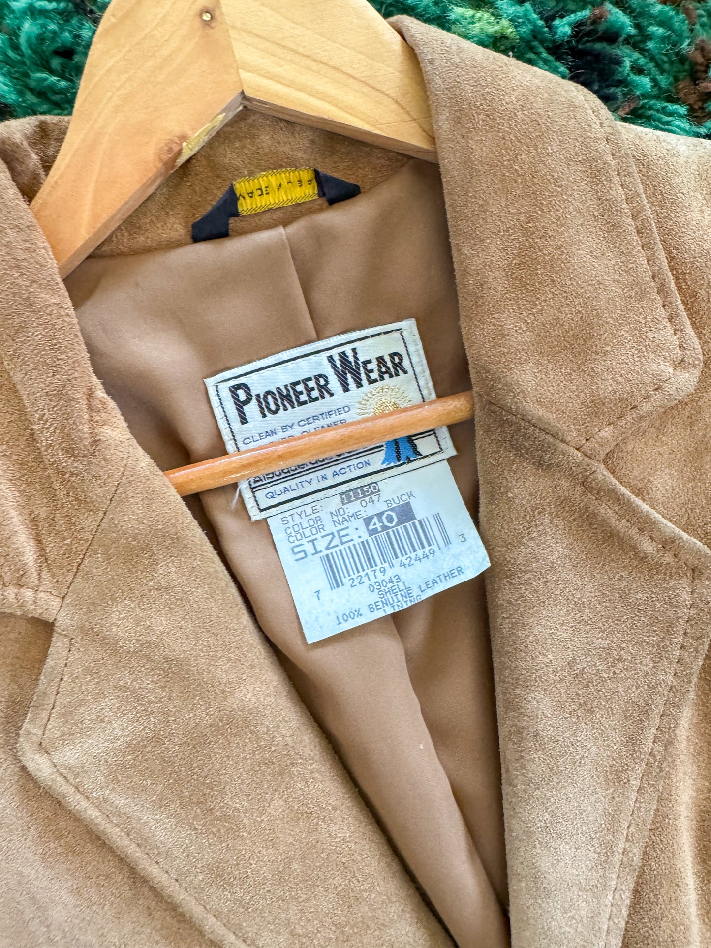 VINTAGE 1980S PIONEER WEAR SUEDE FRINGED WESTERN JACKET XL