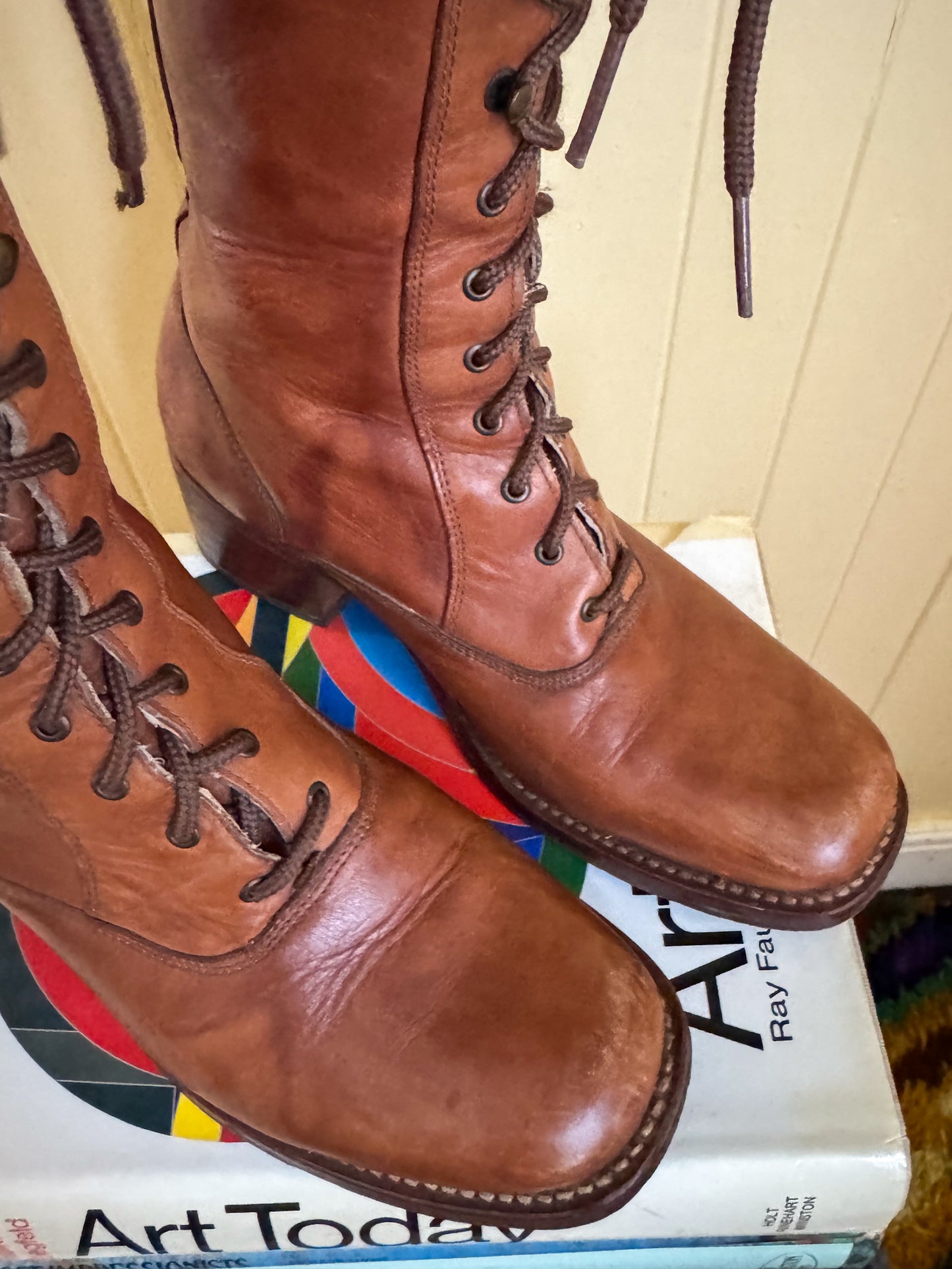 VINTAGE FRYE CAMPUS LEATHER MID CALF LACE UP BOOTS 10/41