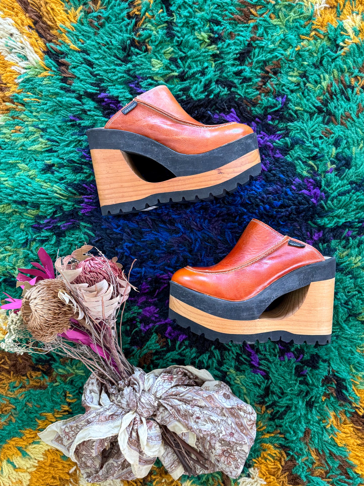 VINTAGE 1990S RARE DESTROY DEADSTOCK LEATHER SUPER PLATFORM WEDGES 8.5/39.5