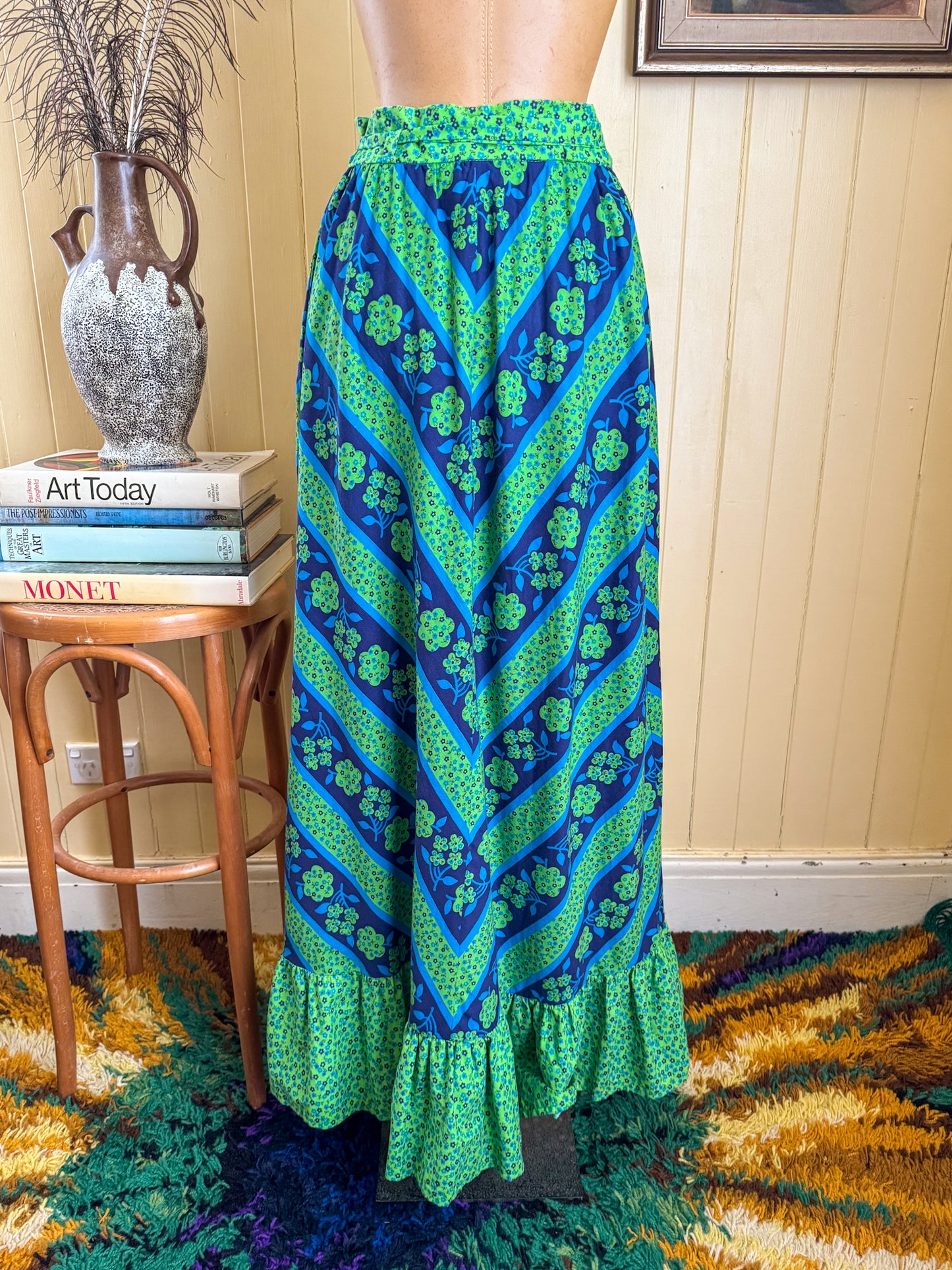 VINTAGE 1970S JAKI K COTTON FLORAL PRINT RUFFLE MAXI SKIRT XS/S