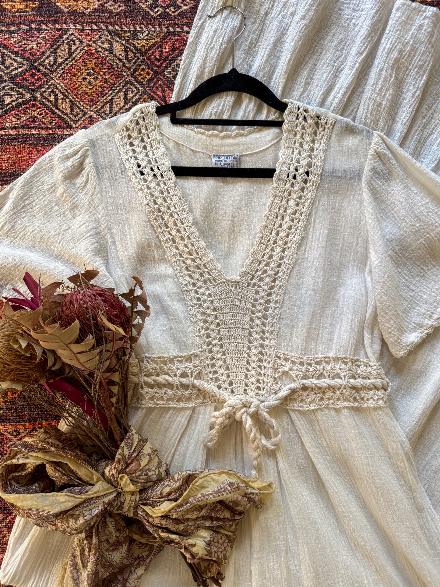 VINTAGE 1970S INDIAN COTTON CHEESECLOTH CROCHET MAXI DRESS S/M
