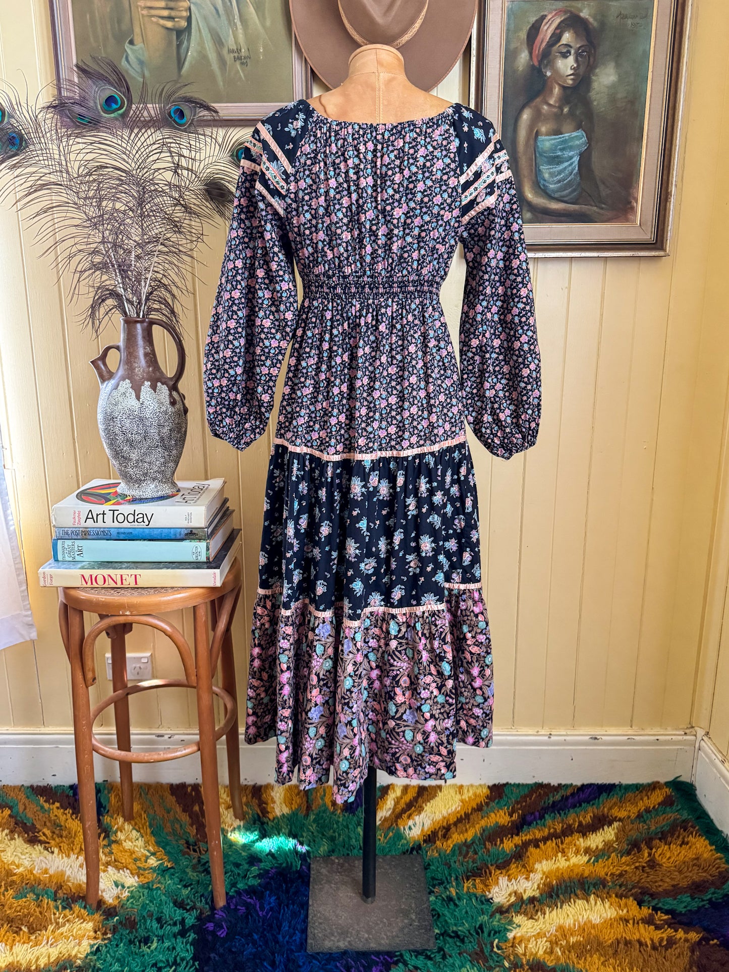 VINTAGE 1970S YOUNG EDWARDIAN COTTON FLORAL MIDI PEASANT DRESS S/M