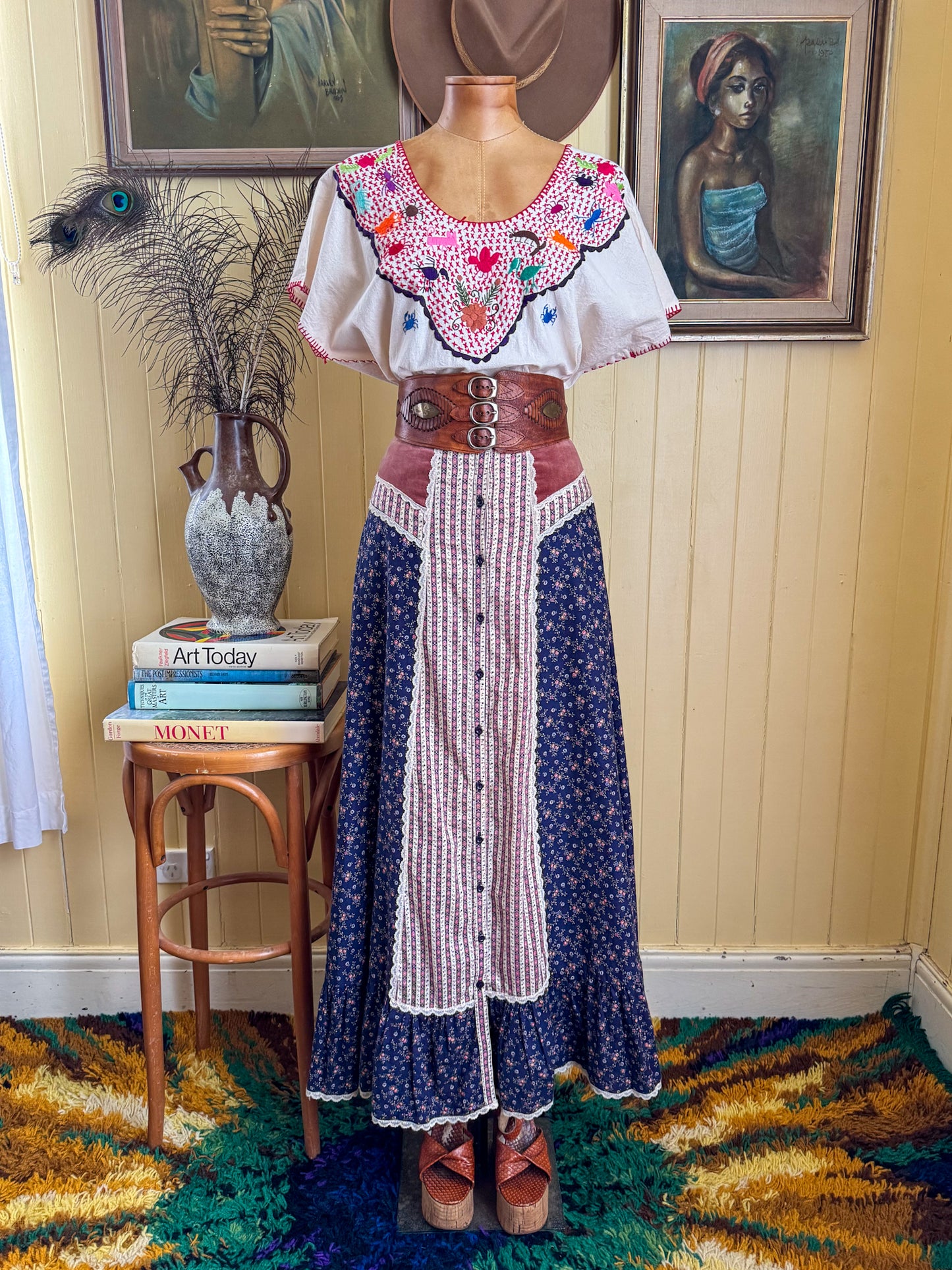 VINTAGE 1970S JESSICA’S GUNNIES GUNNE SAX FLORAL PRINT COTTON + VELVET MAXI SKIRT S