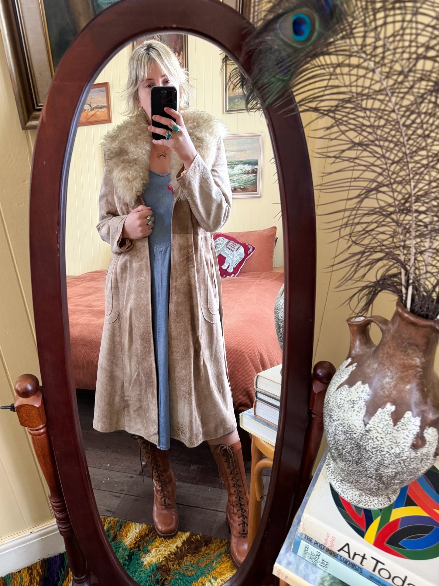 VINTAGE 1970S ENGLISH NATURAL SUEDE SHEEPSKIN LONGLINE WRAP COAT S/M