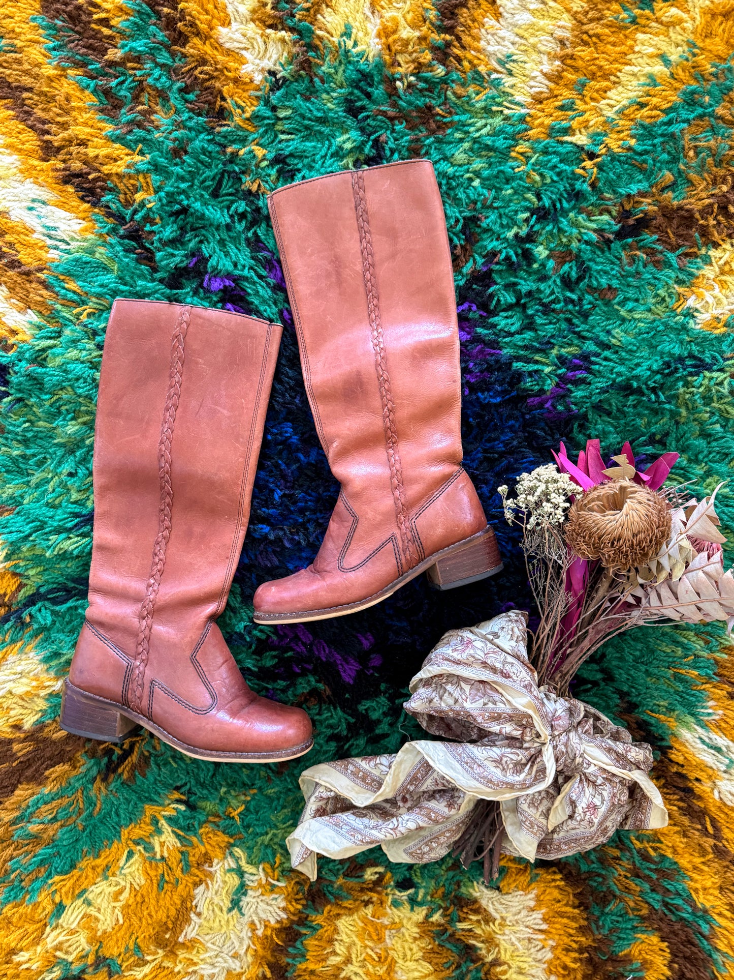 VINTAGE BRAZILIAN CAMPUS CHESTNUT LEATHER BLOCK HEEL BOOTS 5-5.5/36