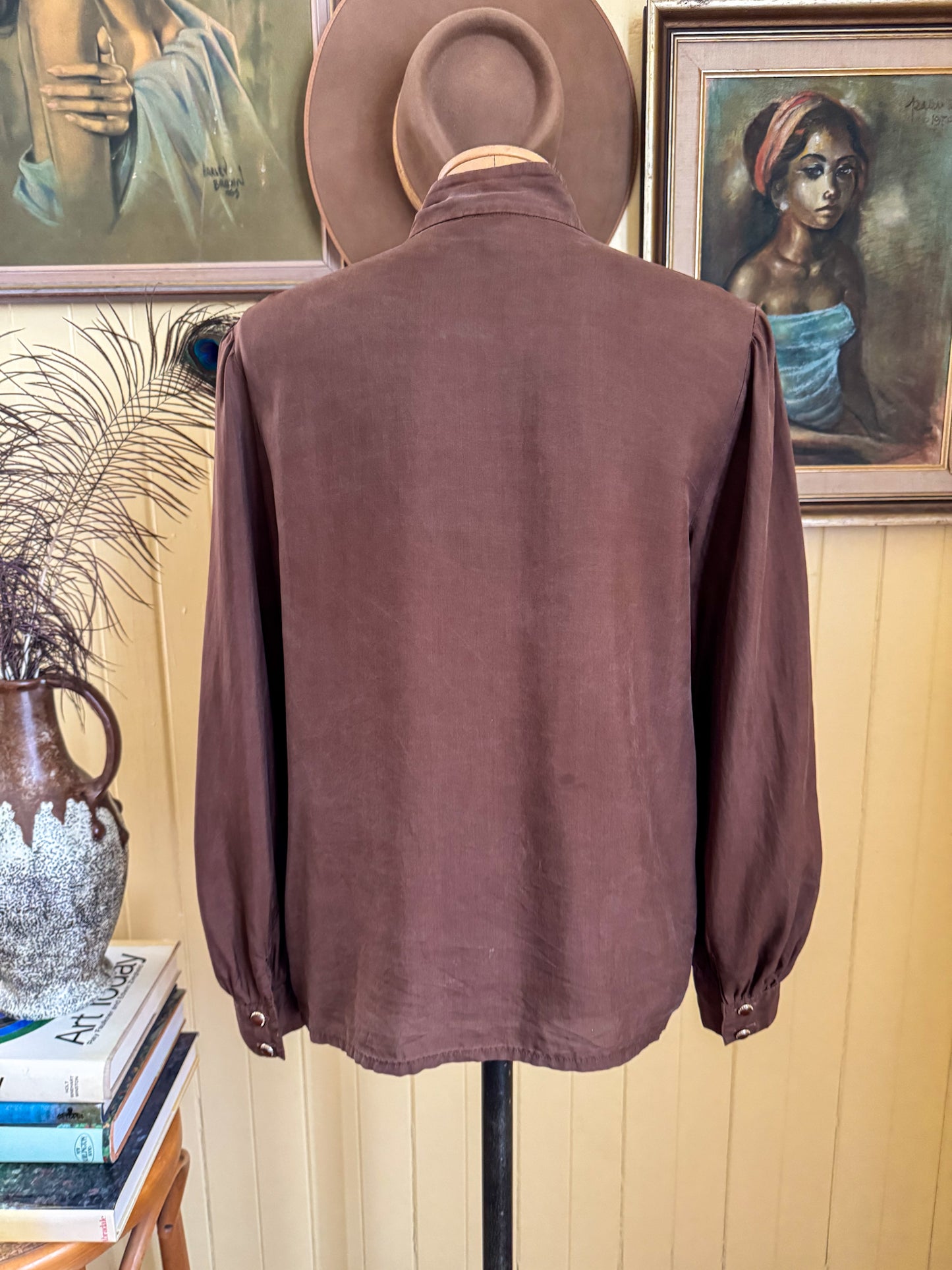 VINTAGE 1980S JAPANESE SILK CHOCOLATE EMBROIDERED COLLAR BLOUSE S/M