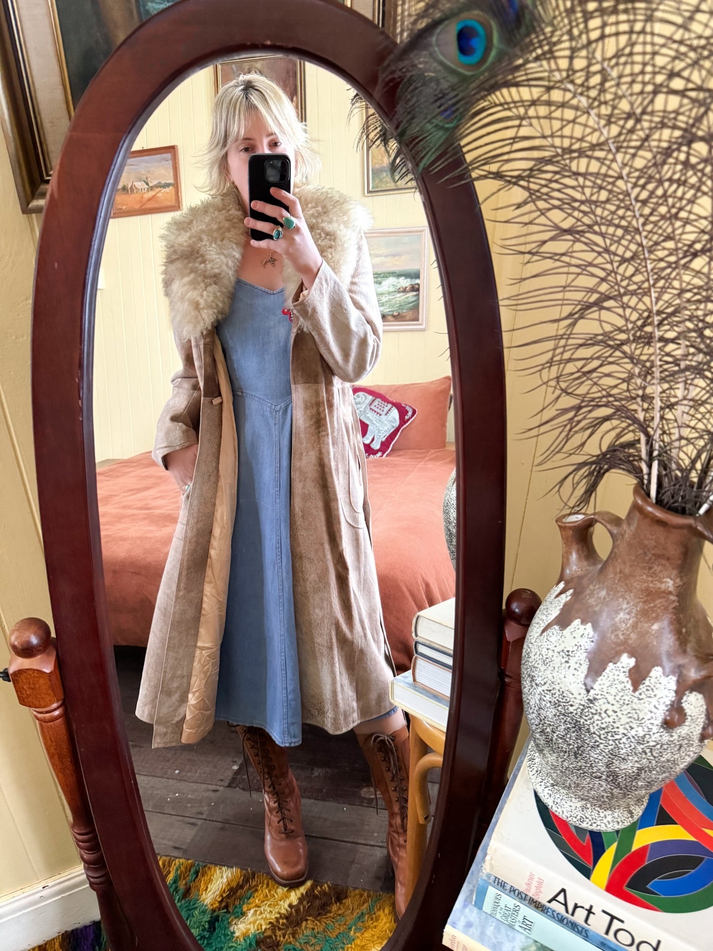 VINTAGE 1970S ENGLISH NATURAL SUEDE SHEEPSKIN LONGLINE WRAP COAT S/M