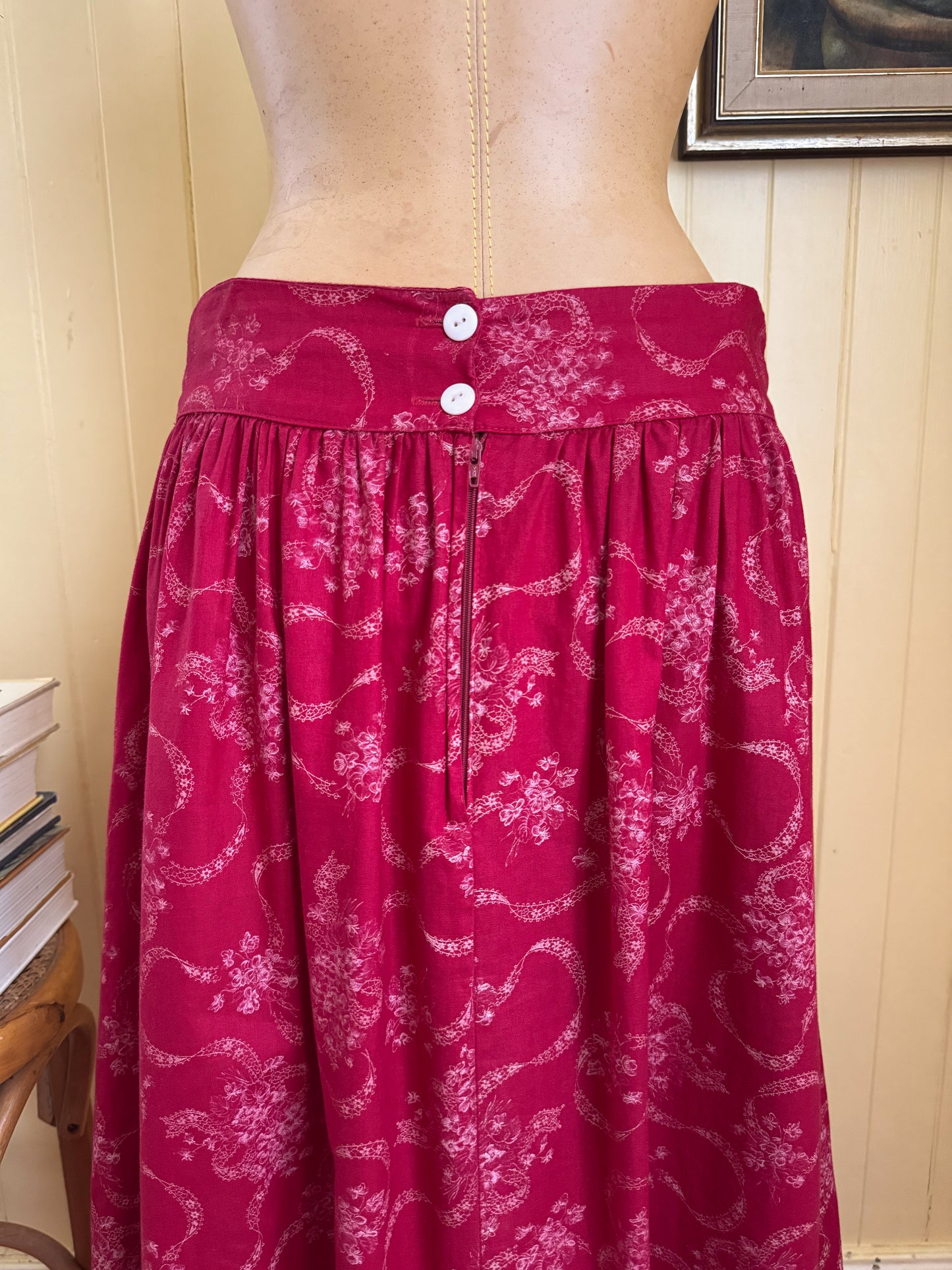 VINTAGE 1980S GUNNE SAX BY JESSICA MCCLINTOCK COTTON FLORAL LACE PRAIRIE SKIRT M/L
