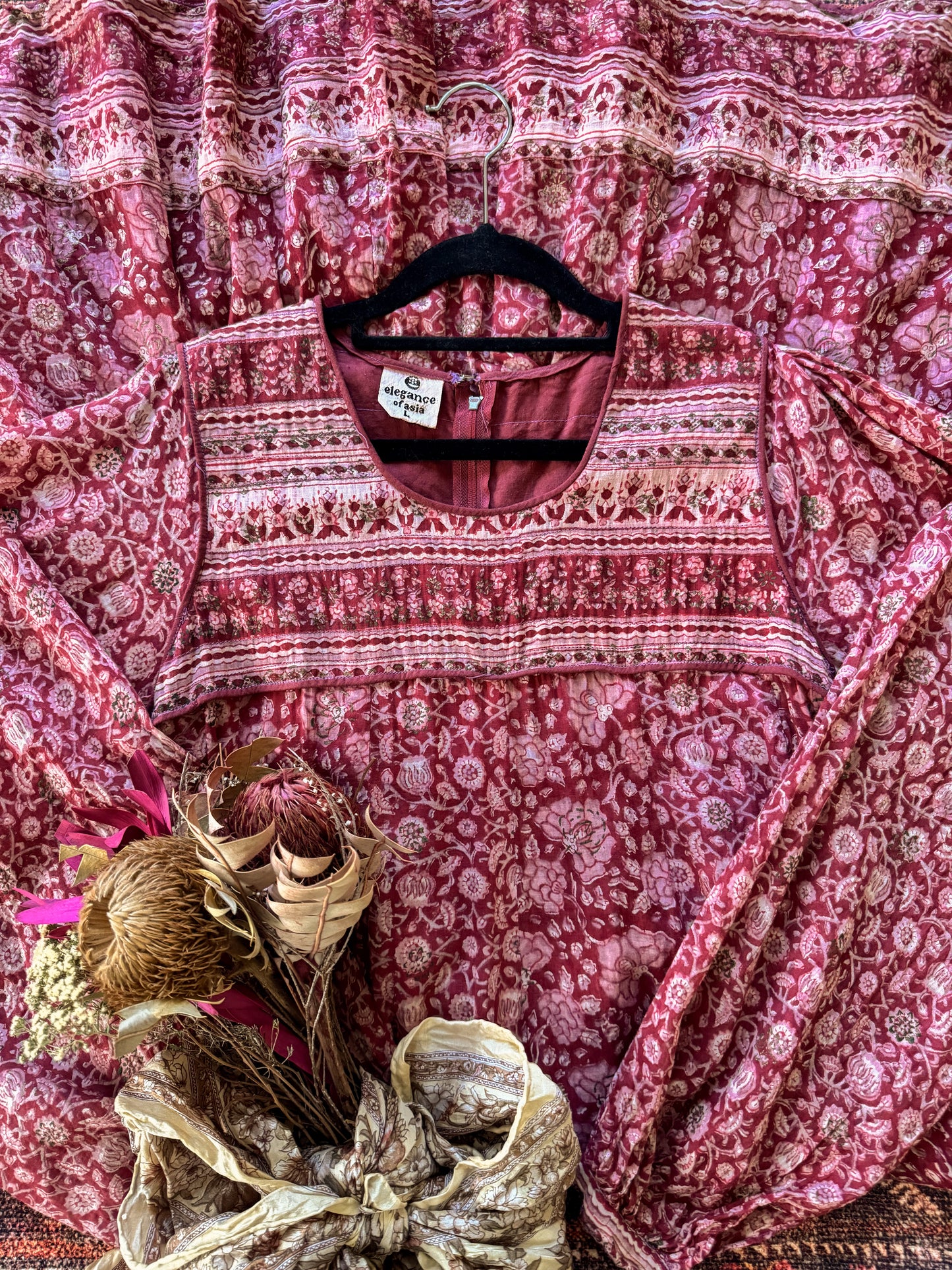 VINTAGE 1970S ELEGANCE OF ASIA INDIAN COTTON GAUZE BLOCK PRINT MIDI DRESS S/M