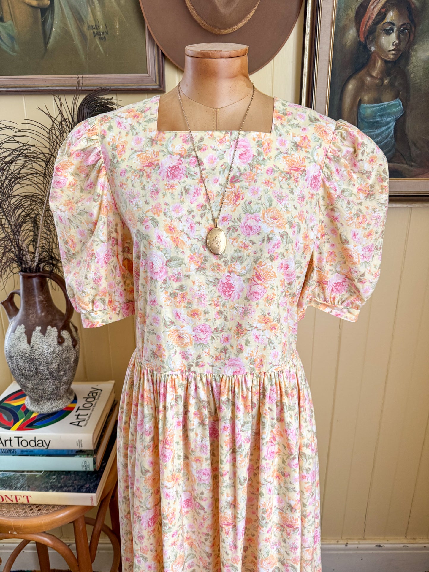 VINTAGE 1990S LAURA ASHLEY COTTON FLORAL PRINT PRAIRIE DRESS M/L