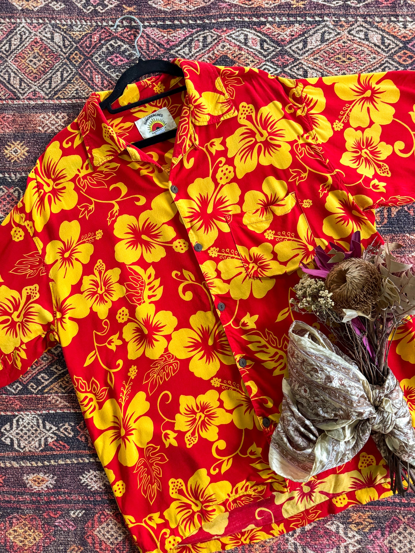 VINTAGE 1990S SUNDRENCHED HAWAIIAN PRINT RAYON OVERSIZED PARTY SHIRT M/L