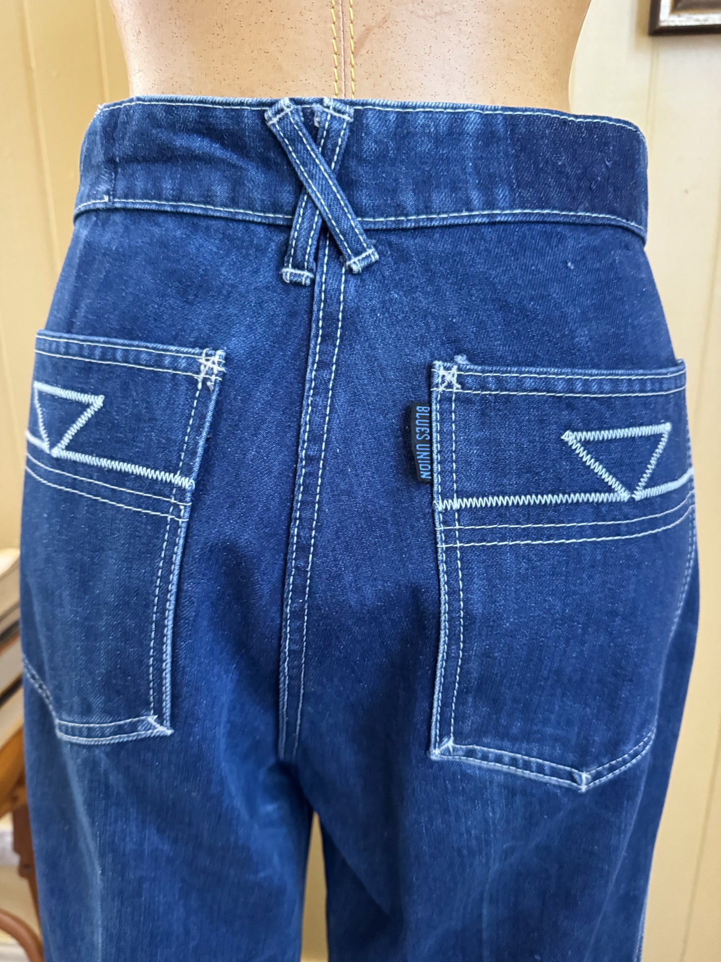VINTAGE 1970S BLUES UNION WIDE LEG HIGH WAIST DENIM JEANS M