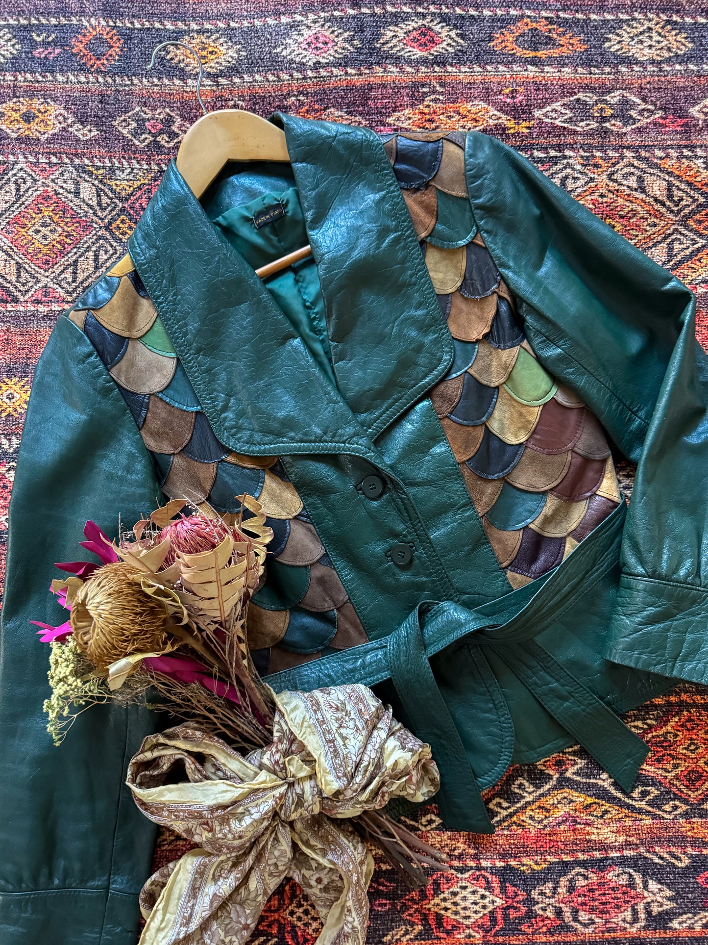 VINTAGE 1970S RARE KOREAN SCALLOPED PATCHWORK LEATHER JACKET S/M