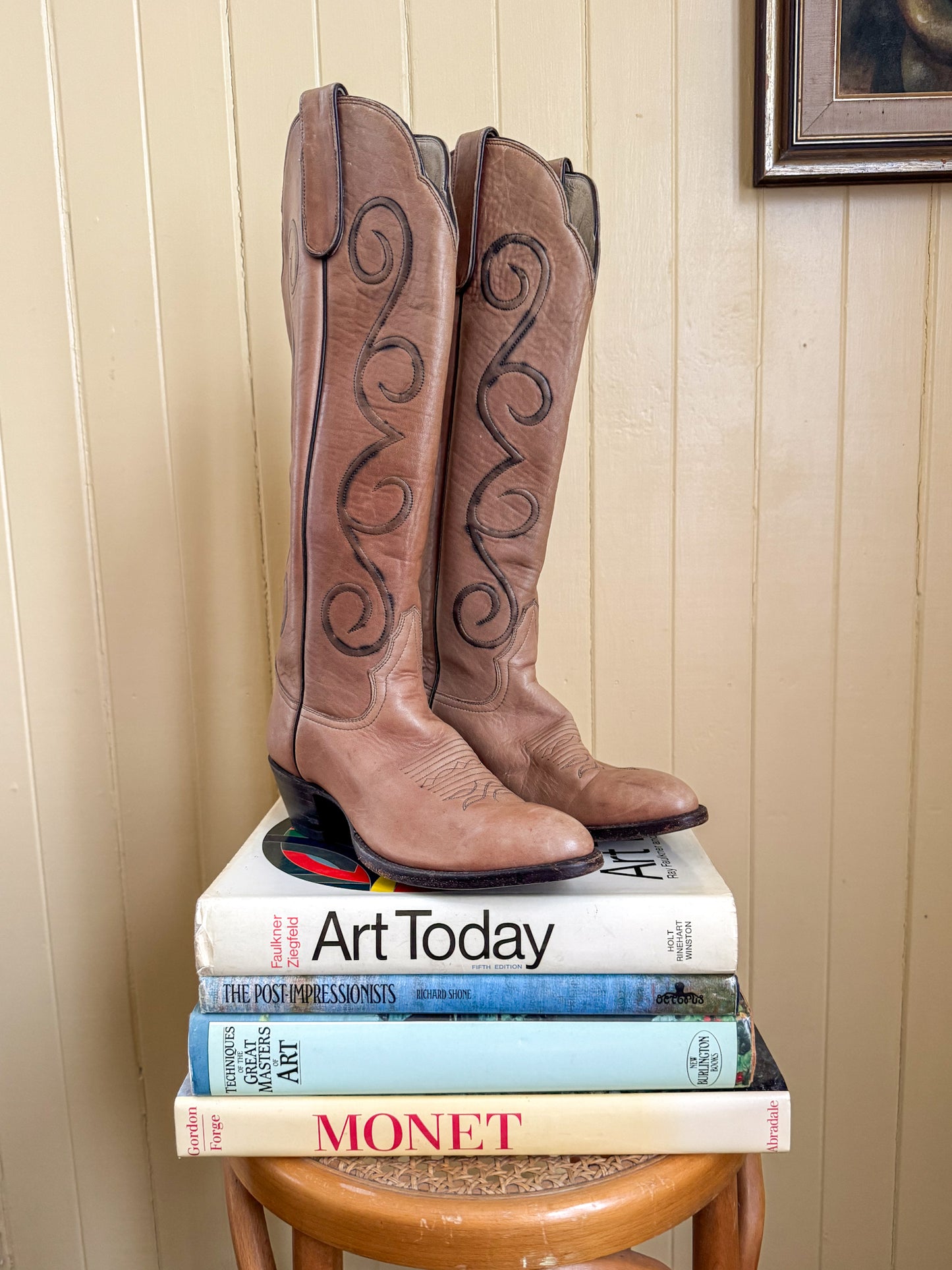 VINTAGE LARRY MAHAN TEXAS EMBROIDERED LEATHER TALL WESTERN CUBAN HEEL BOOTS 7/38