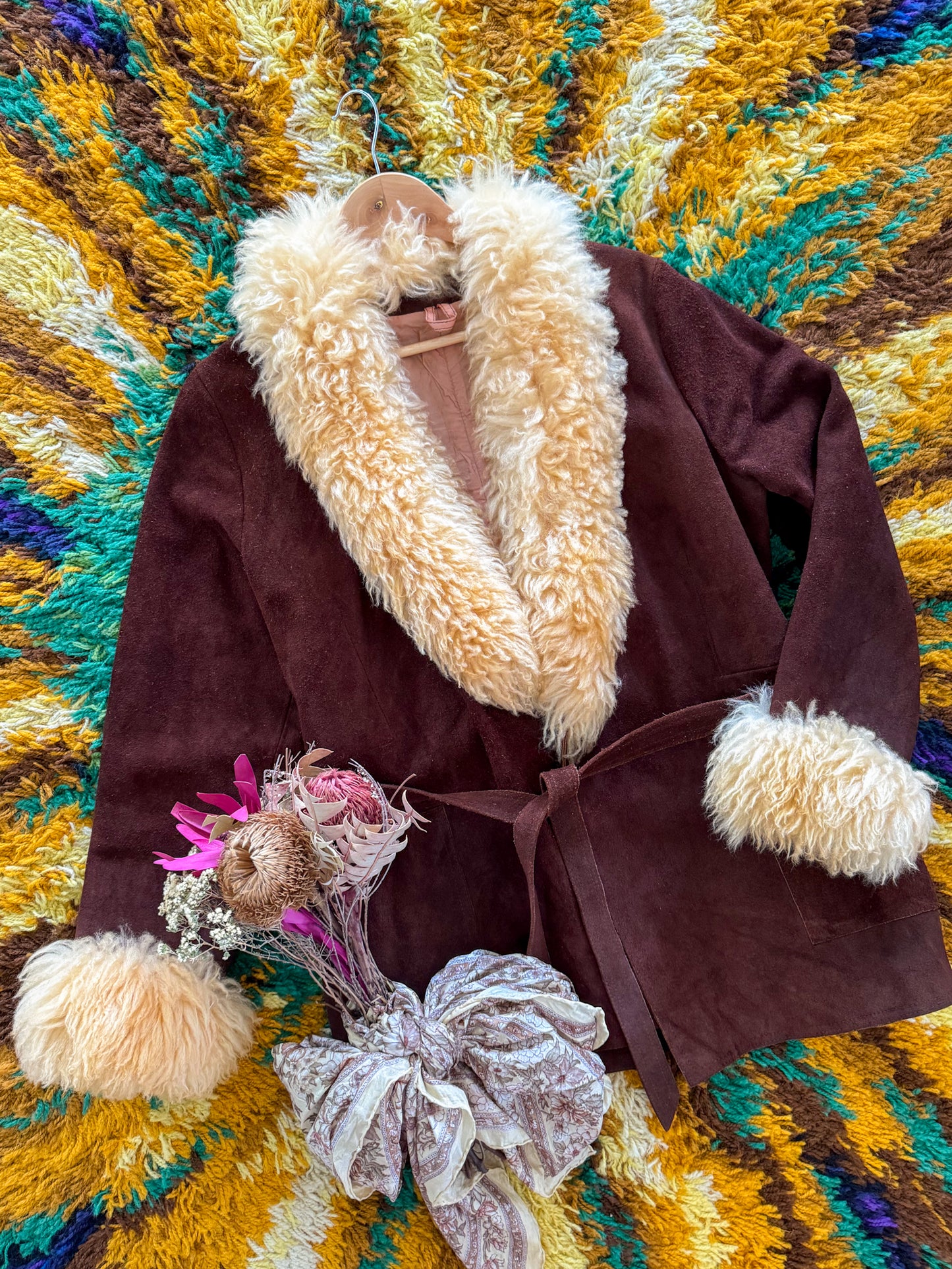 VINTAGE 1970S MCPHAIL + FISHER NZ SUEDE LEATHER SHEARLING PENNY LANE WRAP JACKET S/M
