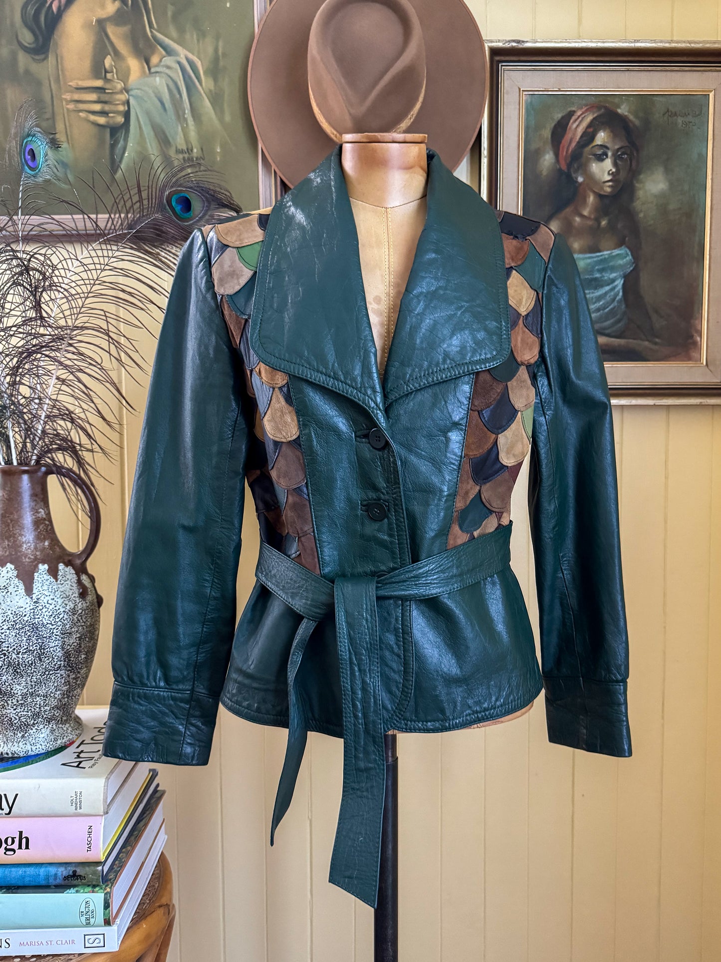 VINTAGE 1970S RARE KOREAN SCALLOPED PATCHWORK LEATHER JACKET S/M