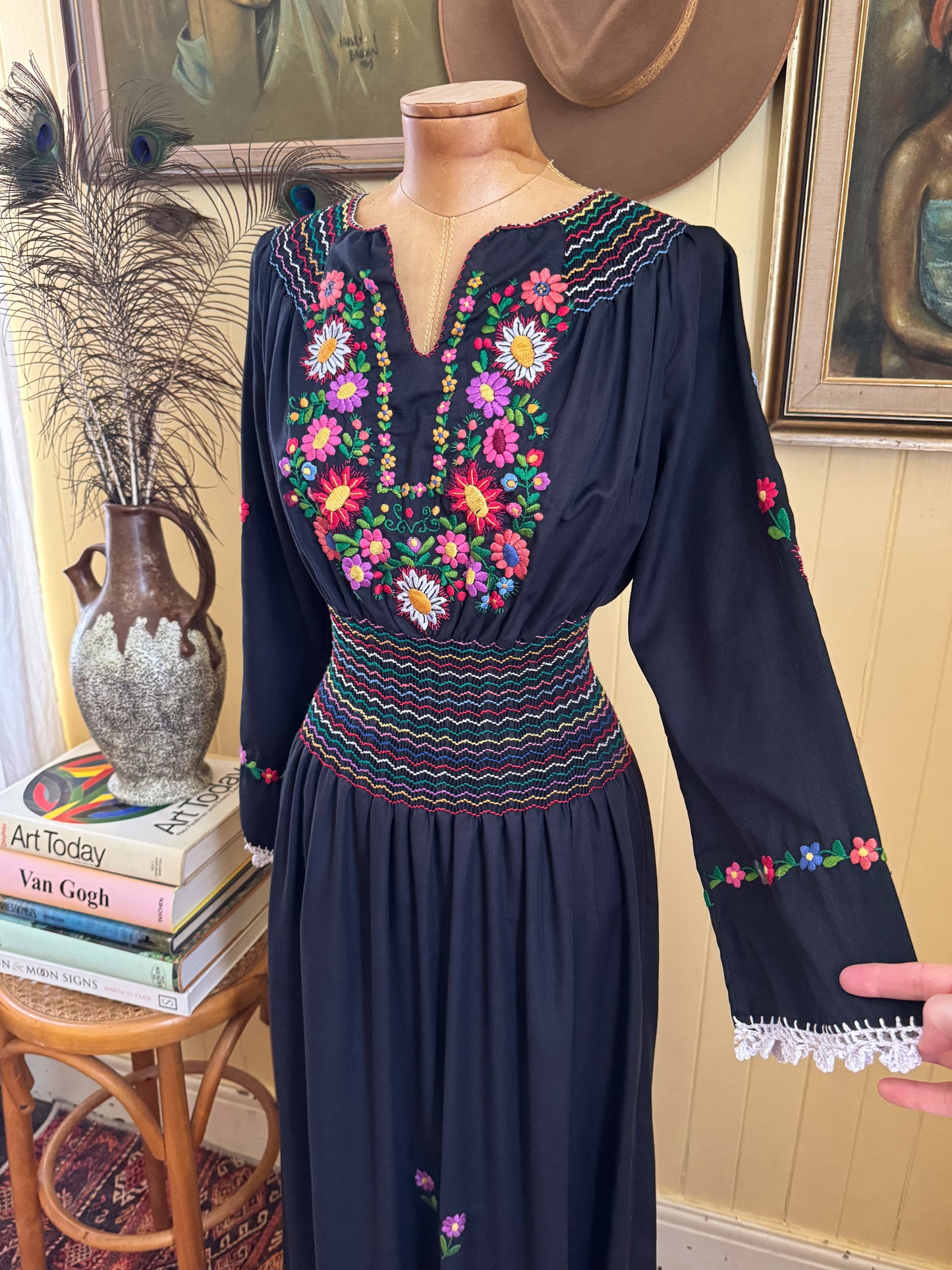 VINTAGE 1990S HUNGARIAN COTTON BLEND EMBROIDERED PEASANT MAXI DRESS S/M