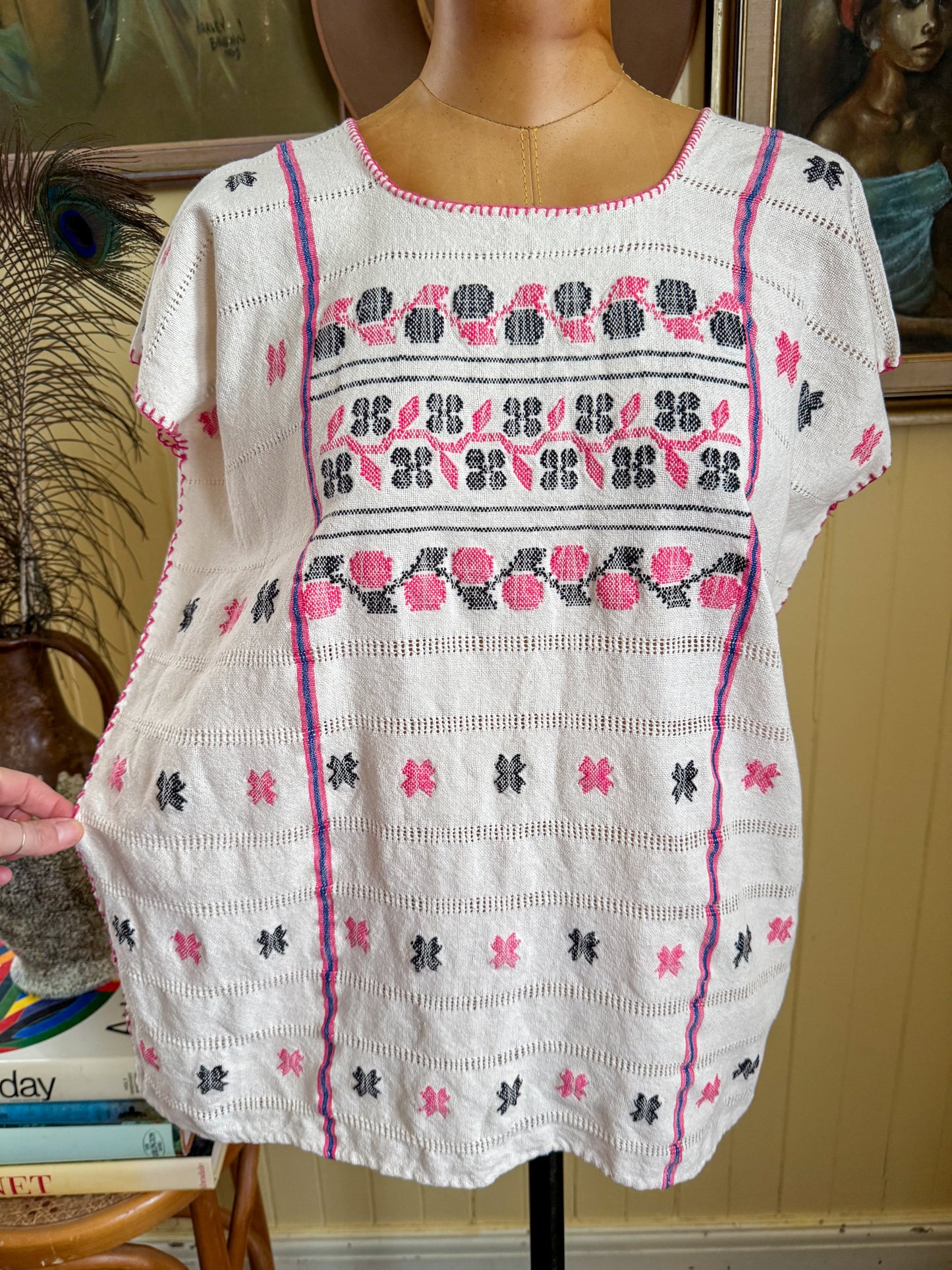 VINTAGE 1990S MEXICAN COTTON EMBROIDERED HUIPIL BLOUSE M