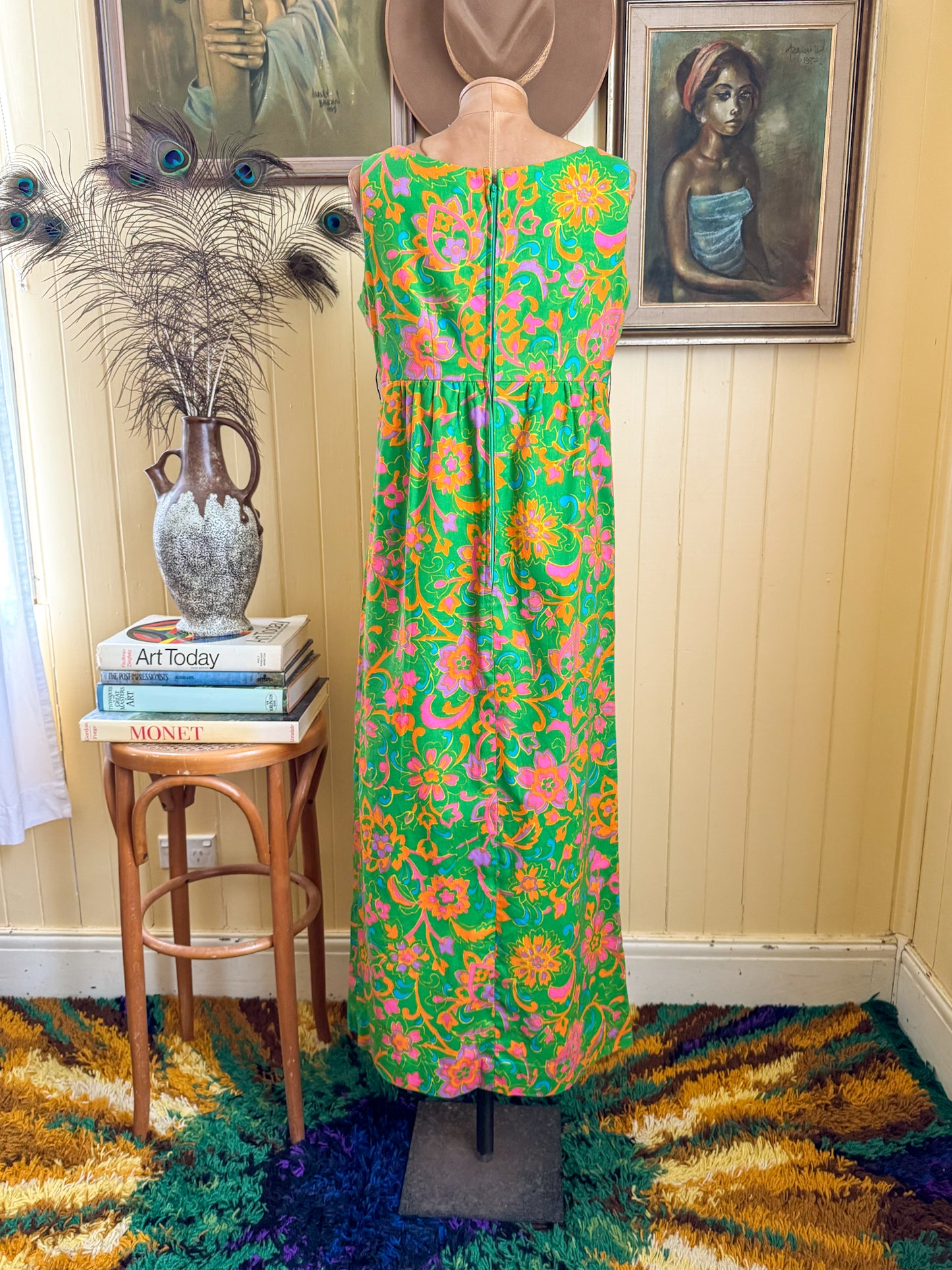 VINTAGE 1970S HANDMADE COTTON PSYCHEDELIC FLORAL PRINT COLUMN MAXI DRESS M