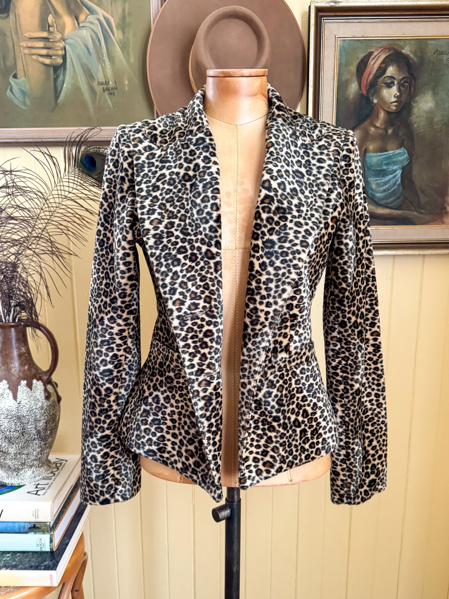 VINTAGE 1990S VERY VERY LEOPARD PRINT VELVET CROPPED BLAZER JACKET S