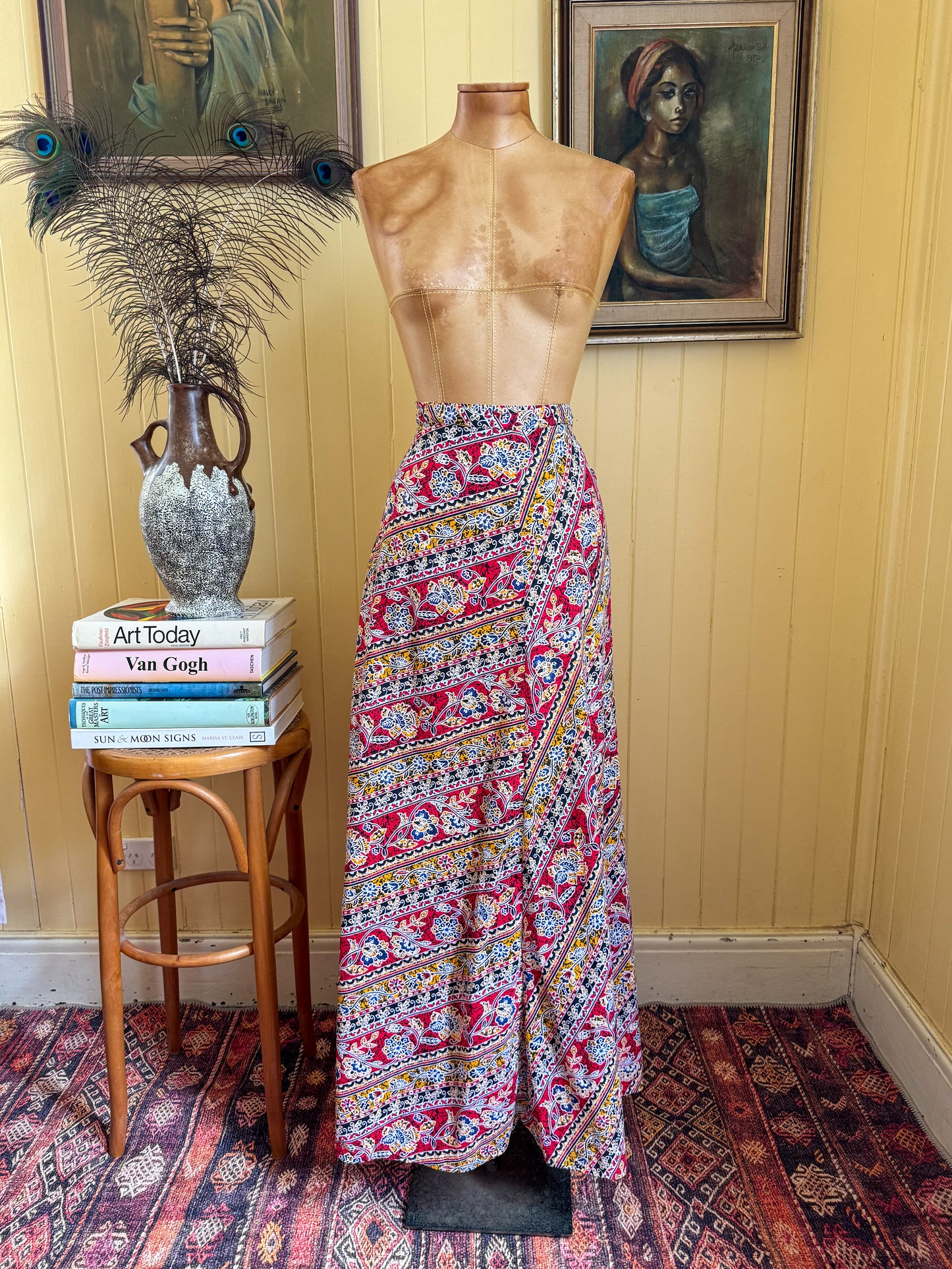 VINTAGE 1970S COTTON BATIK FLORAL PRINT WRAP MAXI SKIRT S/M/L