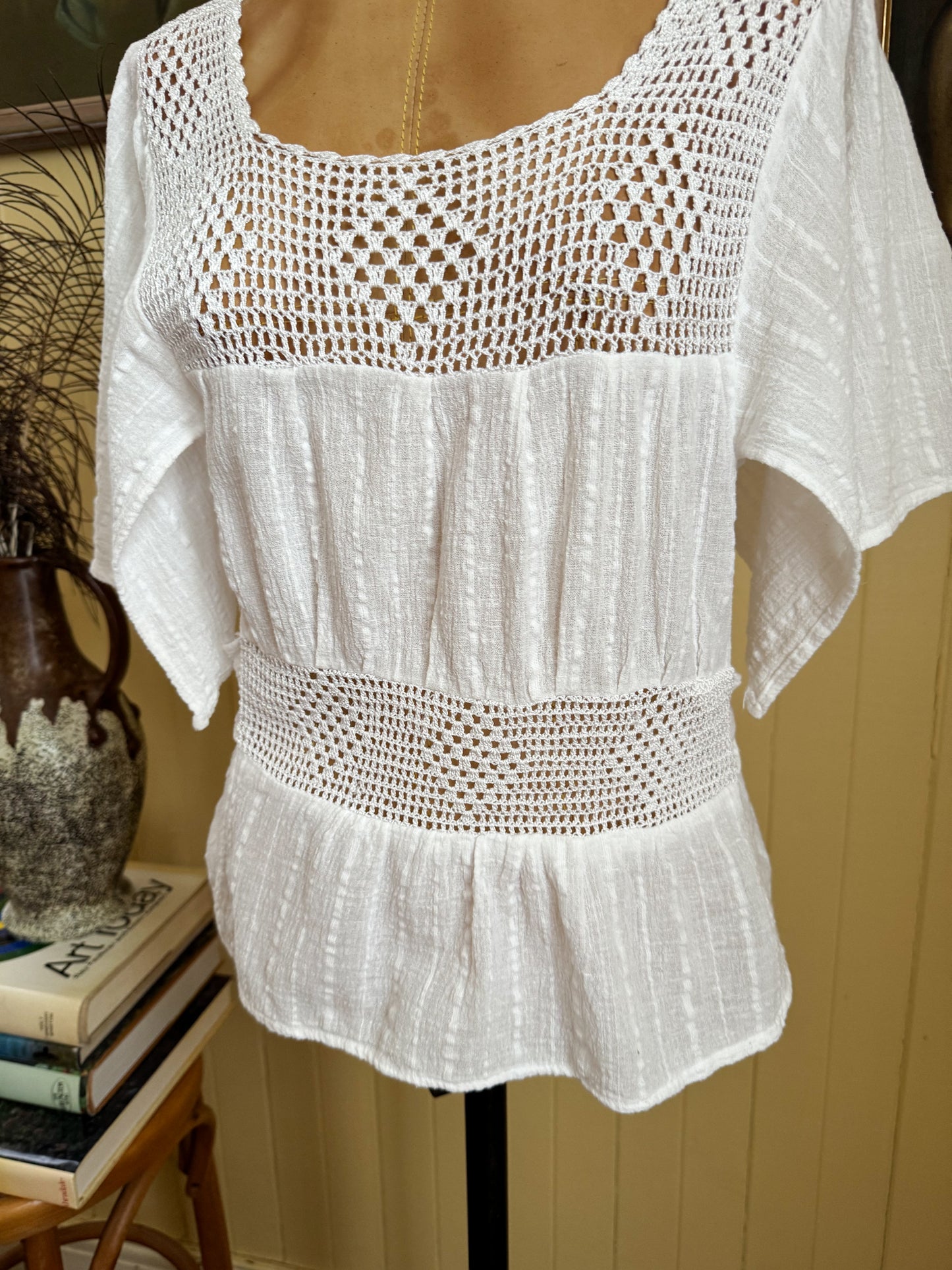 VINTAGE 1970S SHARADE FOR KATIES COTTON CHEESECLOTH CROCHET BLOUSE S/M