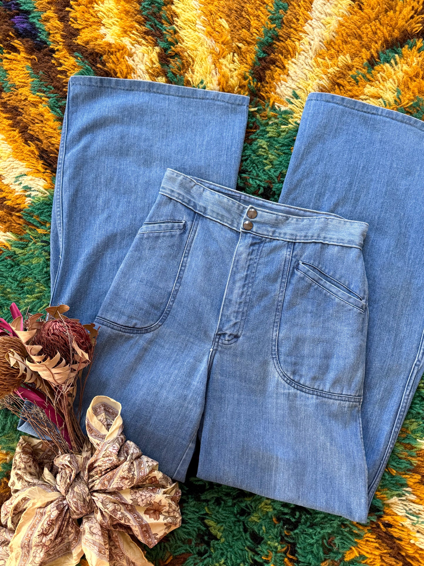 VINTAGE 1970S STATUS WIDE LEG HIGH WAIST DENIM JEANS S/M