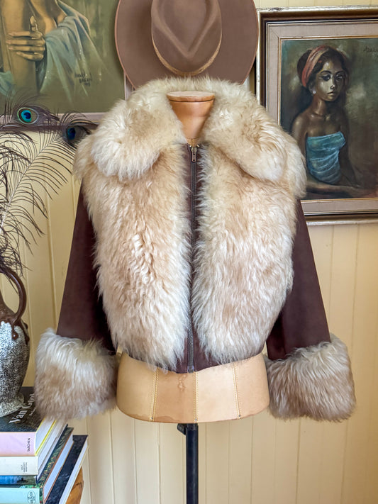 VINTAGE 1970S DERETA LONDON FAUX SUEDE + SHEEPSKIN CROPPED JACKET S