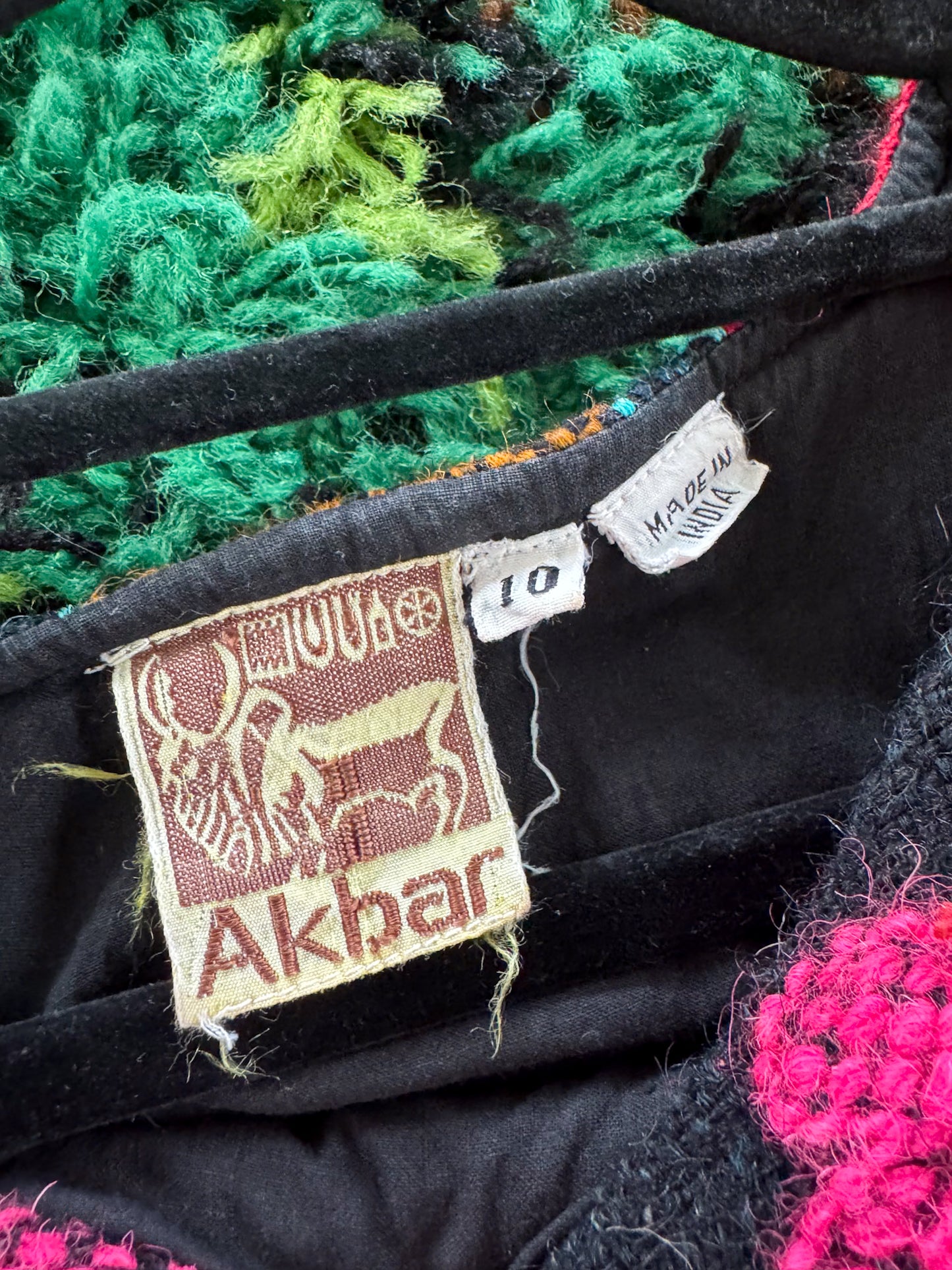 VINTAGE 1970S AKBAR INDIAN WOOL WOVEN TIE UP VEST TOP S/M/L