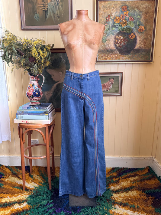 VINTAGE 1990S DOES 1970S USA FERVOUR HIGH WAIST RAINBOW STITCH DENIM FLARED JEANS M