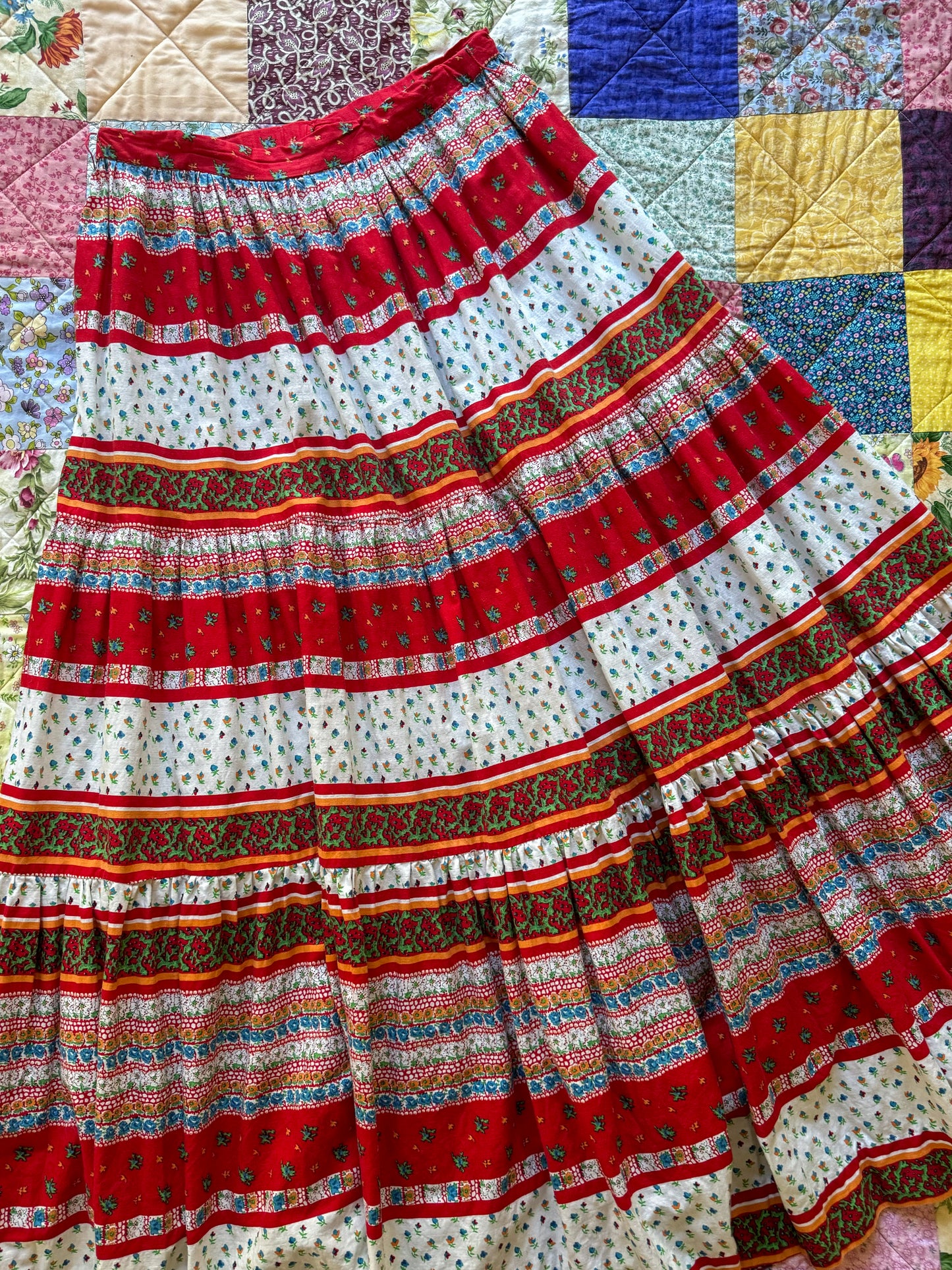 VINTAGE 1970S COTTON MIXED PRINT TIERED PEASANT MAXI SKIRT M