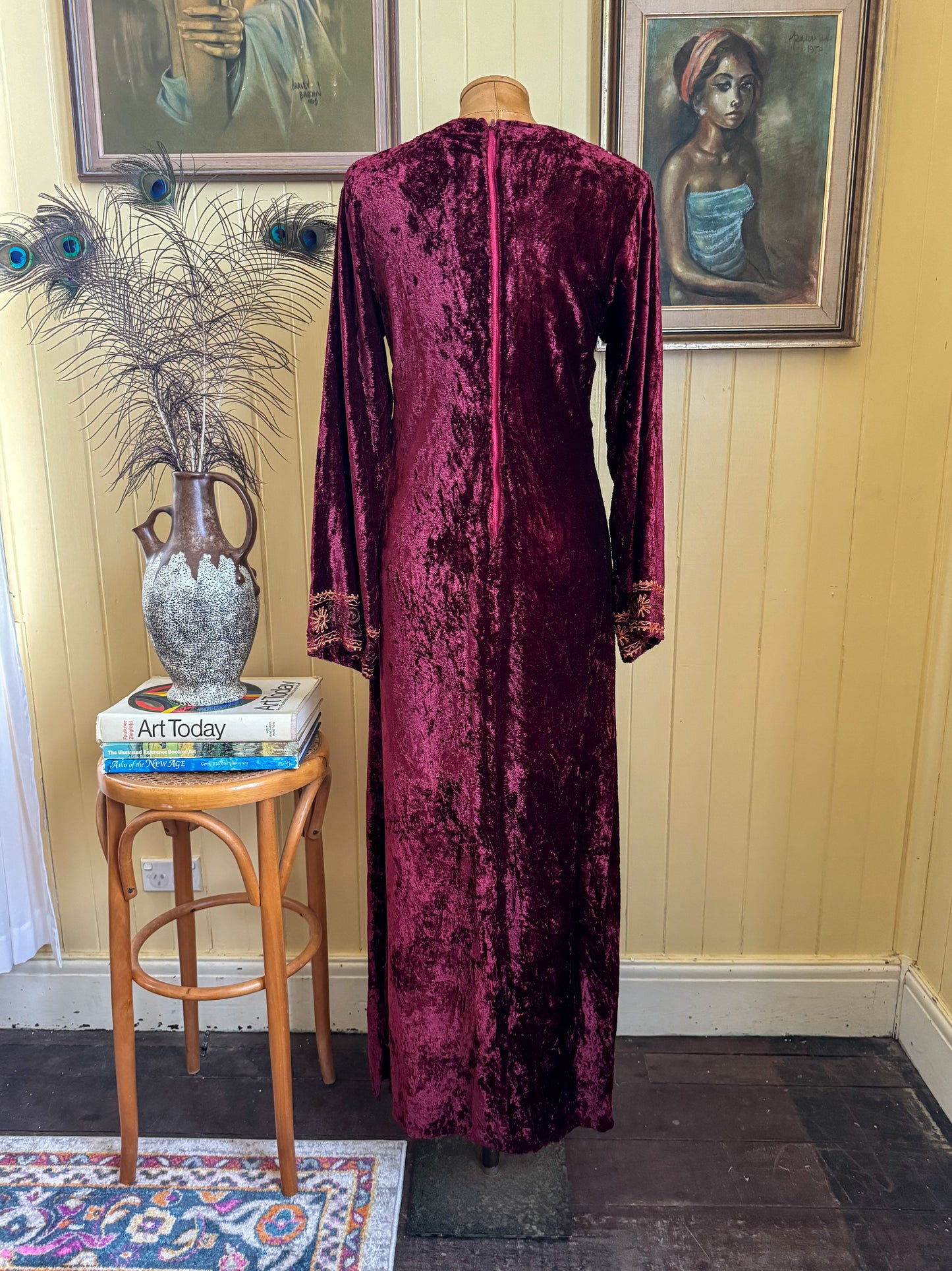 VINTAGE 1970S INDIAN COTTON VELVET EMBROIDERED MAXI KAFTAN S