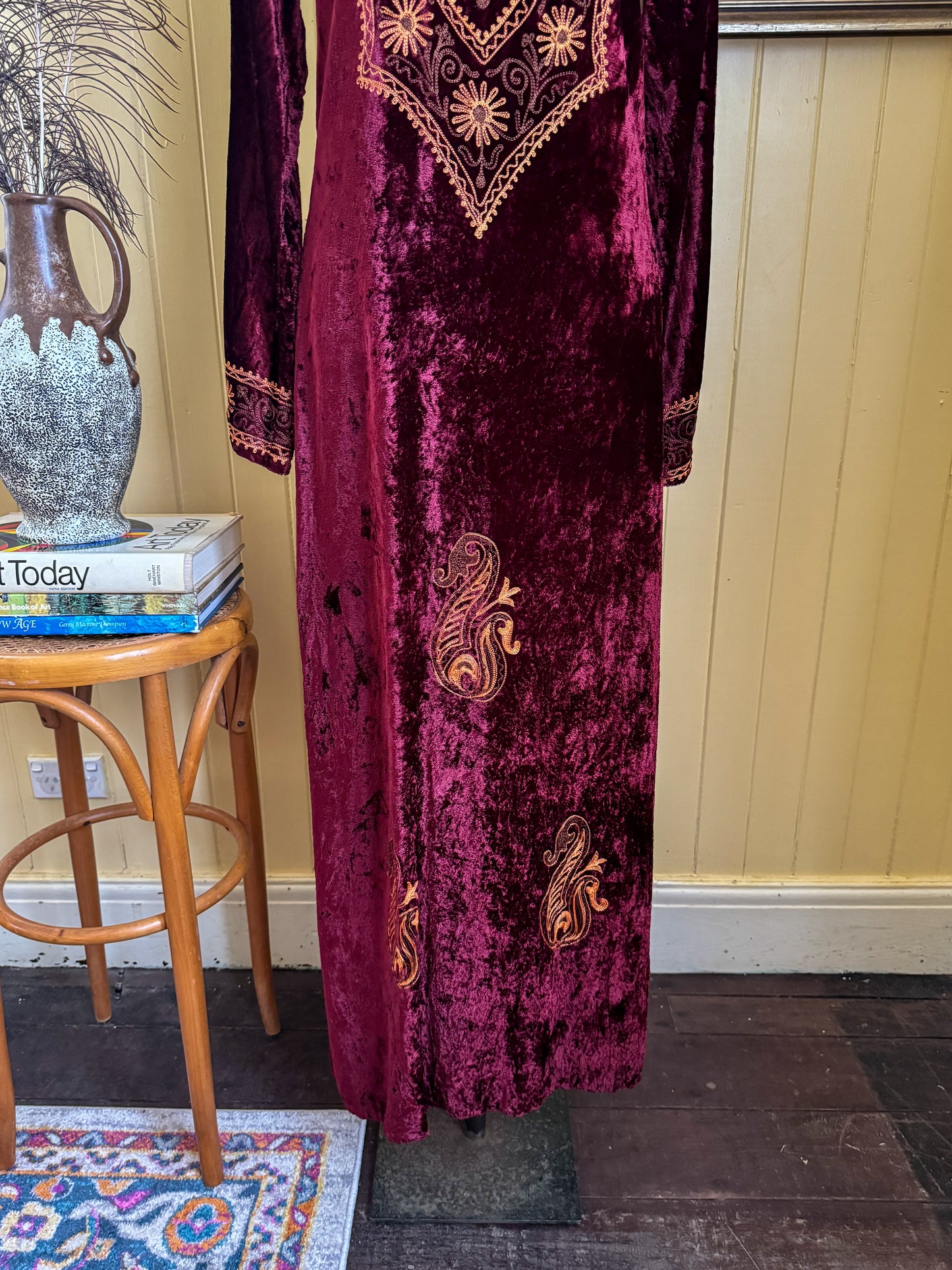 VINTAGE 1970S INDIAN COTTON VELVET EMBROIDERED MAXI KAFTAN S