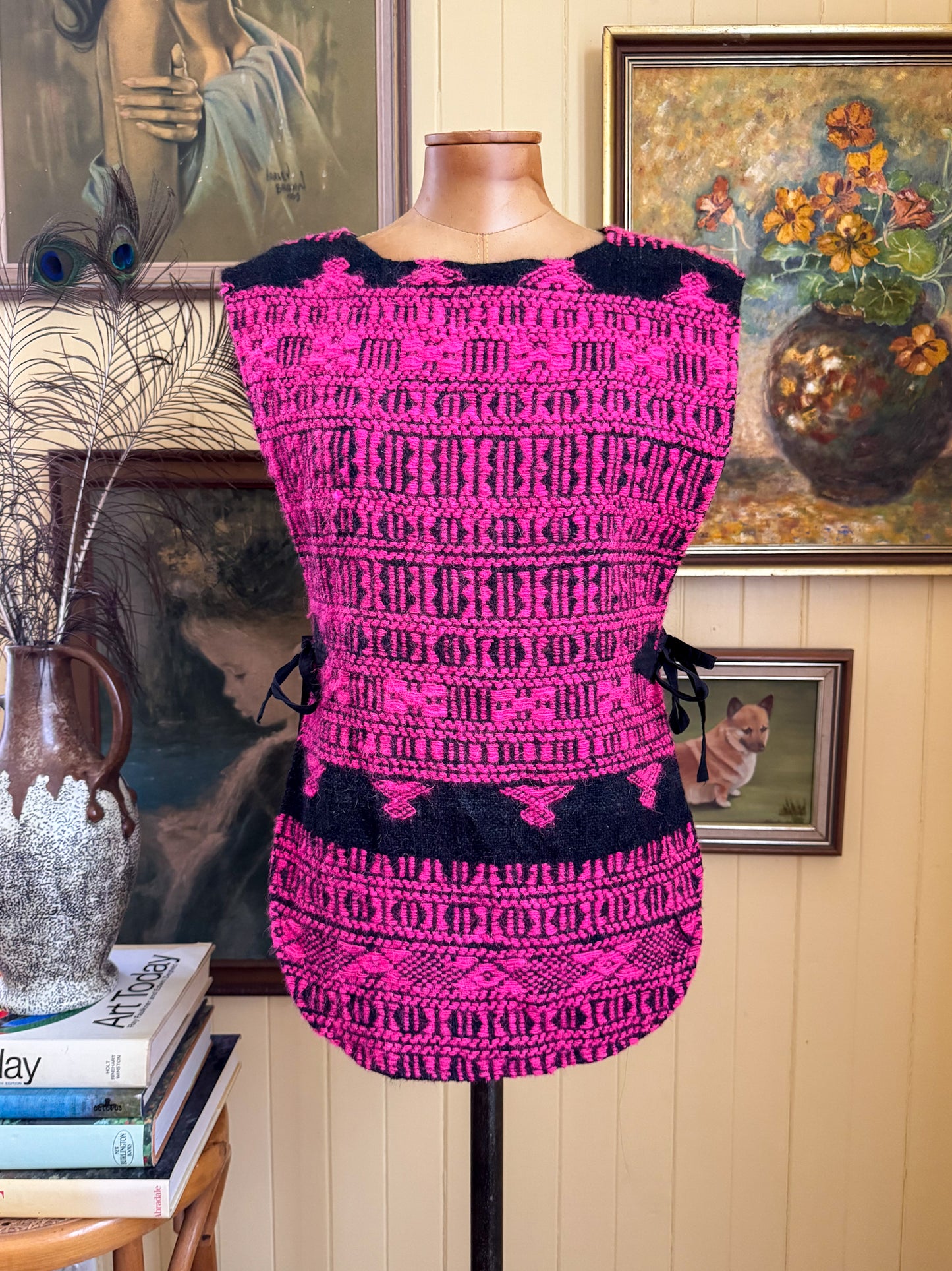 VINTAGE 1970S AKBAR INDIAN WOOL WOVEN TIE UP VEST TOP S/M/L