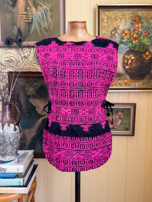 VINTAGE 1970S AKBAR INDIAN WOOL WOVEN TIE UP VEST TOP S/M/L