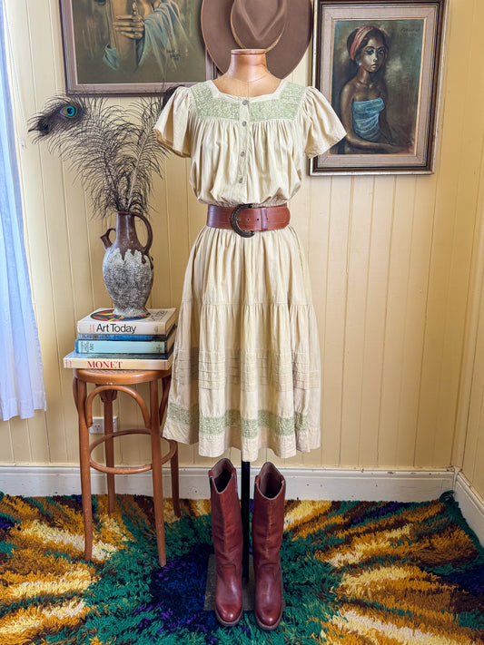 VINTAGE 1970S INDIAN COTTON LACE INSERT MIDI BUTTON DRESS S/M