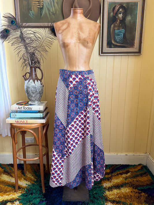 VINTAGE 1970S CRYSTAL COTTON PATCHWORK PRINT A-LINE MAXI SKIRT M