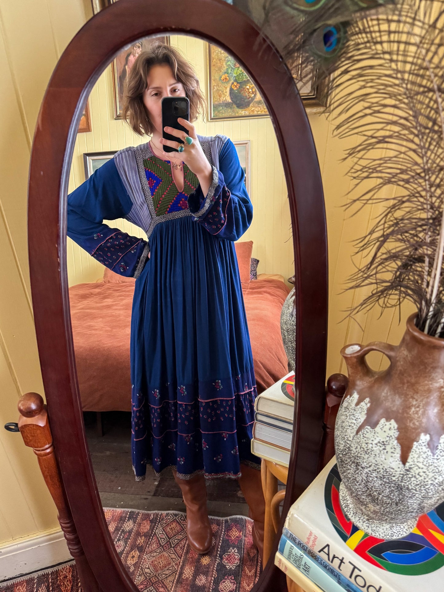 VINTAGE 1970S AFGHANI EMBROIDERED PATCHWORK MIDI FOLK DRESS M