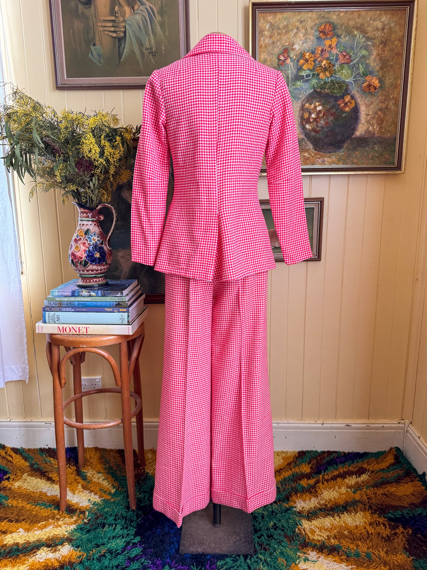 VINTAGE 1970S HANDMADE ACRYLIC RED AND WHITE GINGHAM JACKET AND PANT SUIT SET XS/S