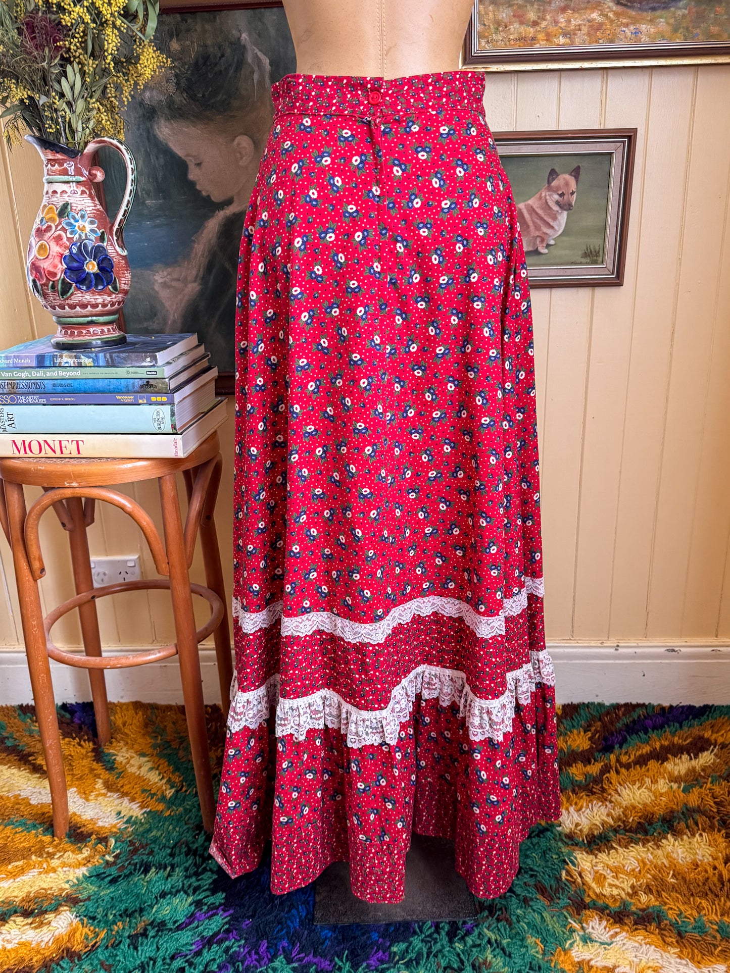 VINTAGE 1970S JESSICA’S GUNNIES GUNNE SAX FLORAL PRINT COTTON, VELVET + LACE MAXI SKIRT S
