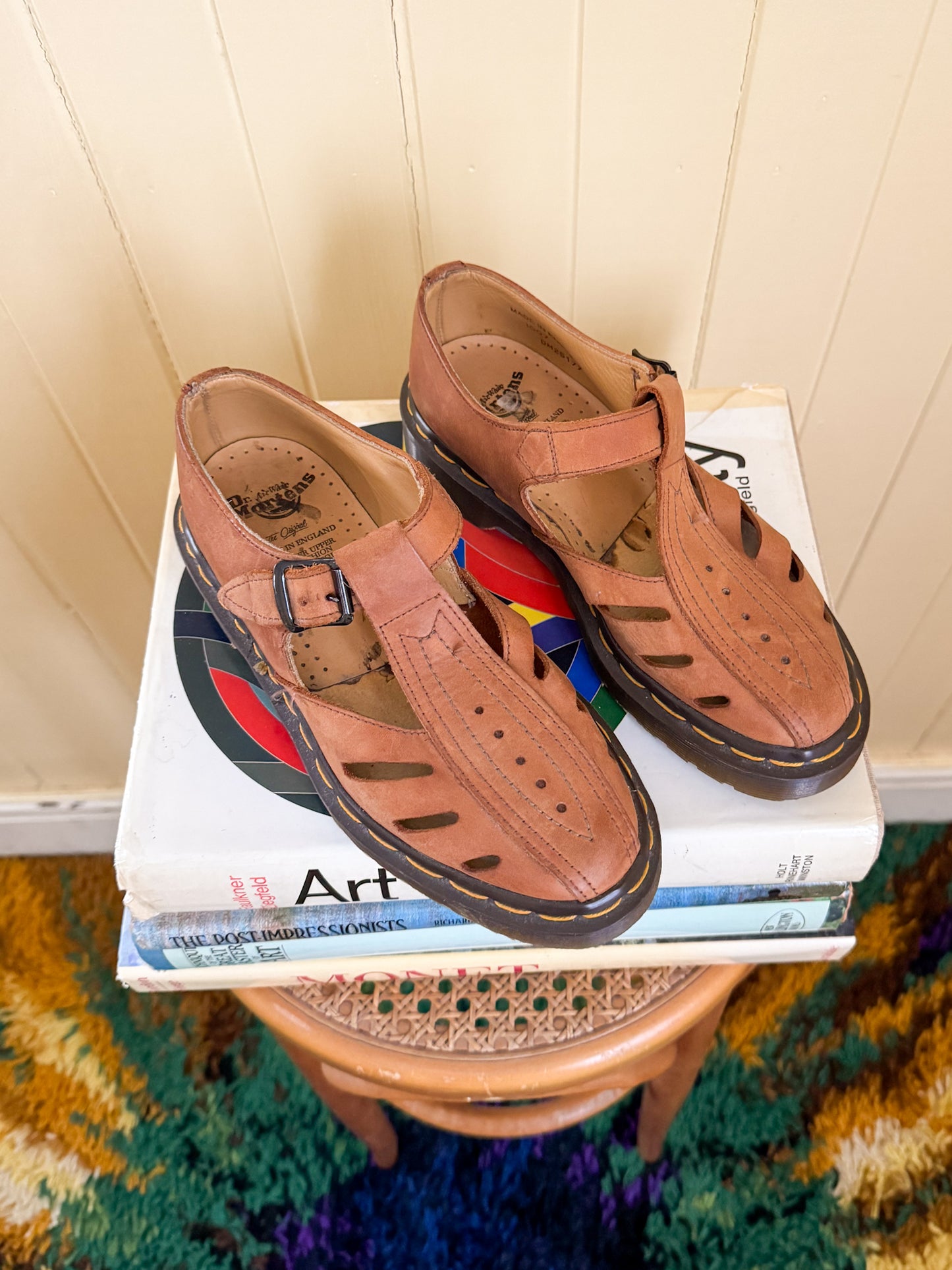 VINTAGE 1990S ENGLISH DR DOC MARTENS LEATHER MARY JANES FISHERMAN SANDALS UK 3/AUS 5