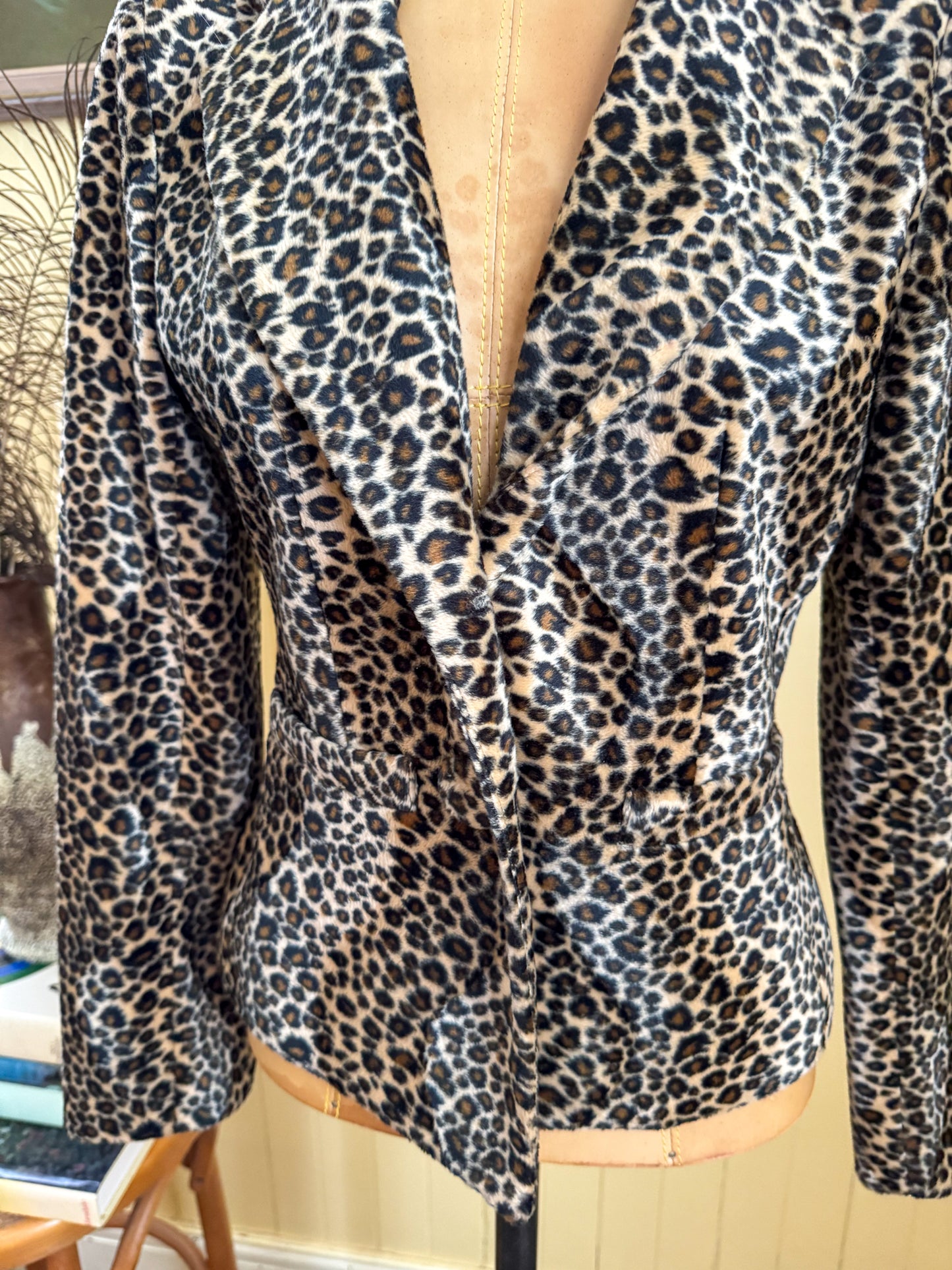 VINTAGE 1990S VERY VERY LEOPARD PRINT VELVET CROPPED BLAZER JACKET S
