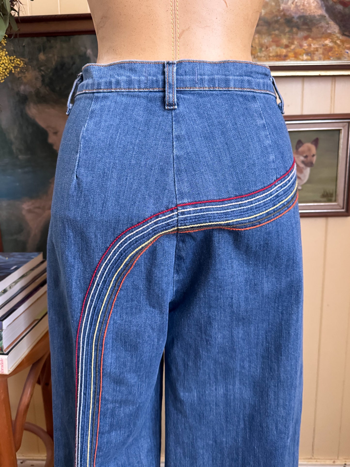 VINTAGE 1990S DOES 1970S USA FERVOUR HIGH WAIST RAINBOW STITCH DENIM FLARED JEANS M