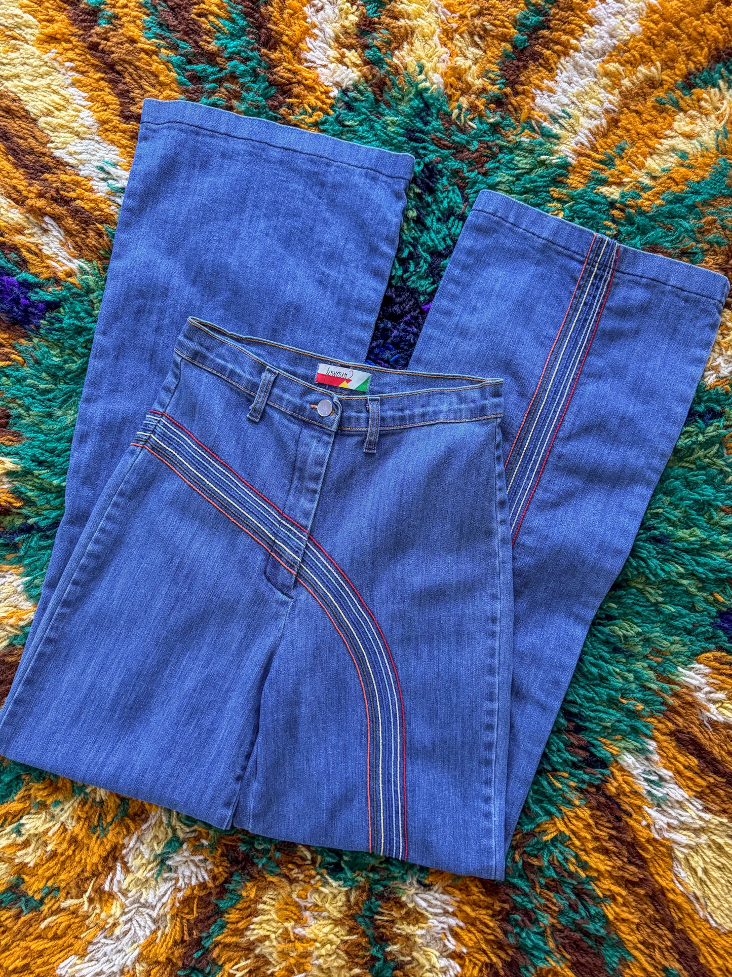 VINTAGE 1990S DOES 1970S USA FERVOUR HIGH WAIST RAINBOW STITCH DENIM FLARED JEANS M