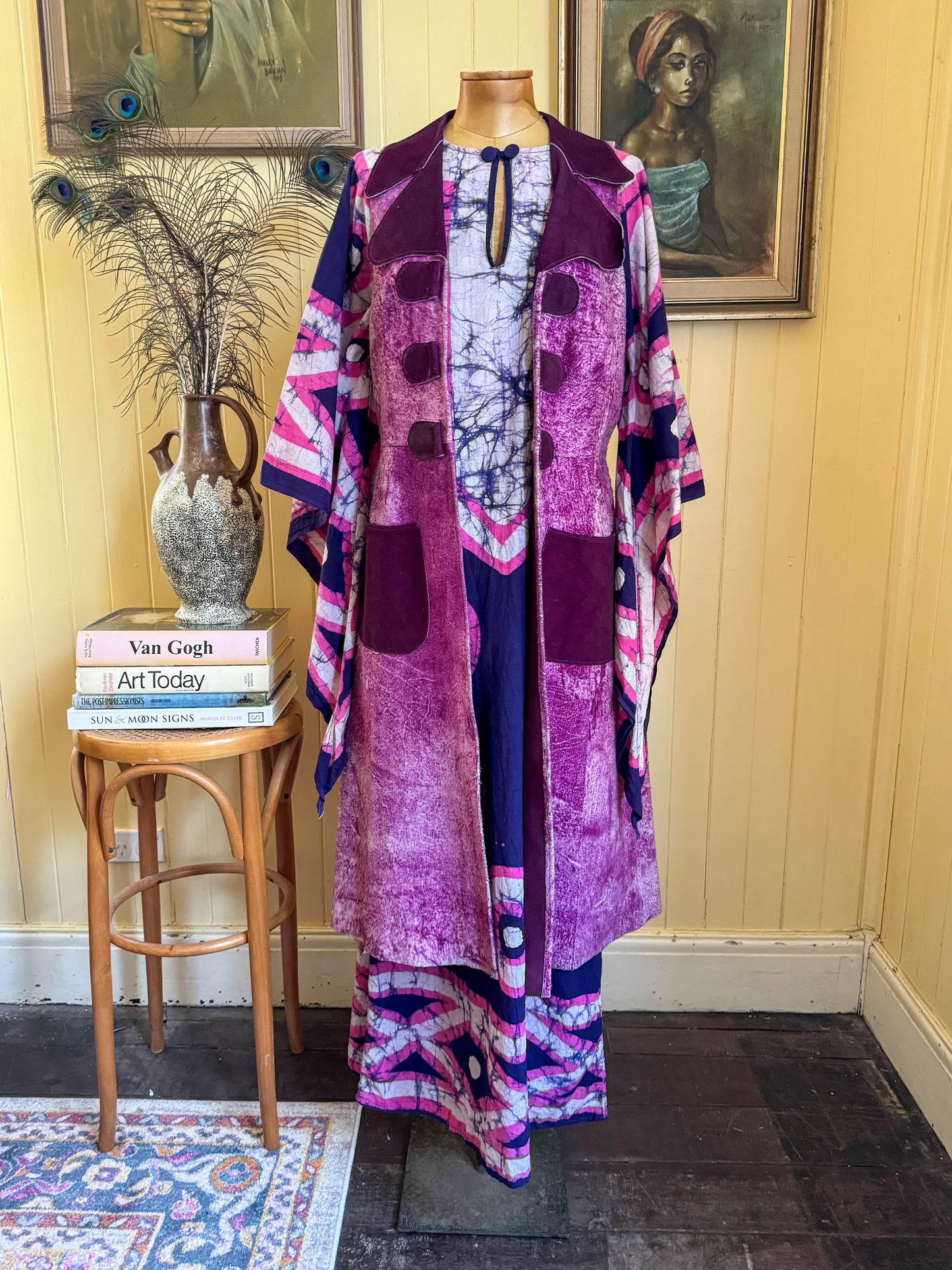 VINTAGE 1970S INDIAN COTTON TIE-DYE ANGEL SLEEVE MAXI DRESS S/M