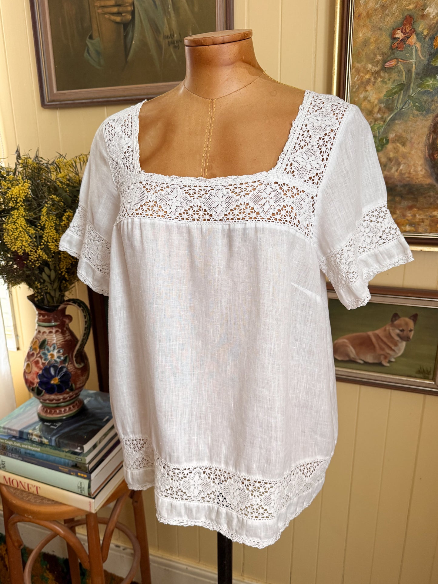 ANTIQUE FRENCH COTTON AND LACE TRIM BLOUSE S/M