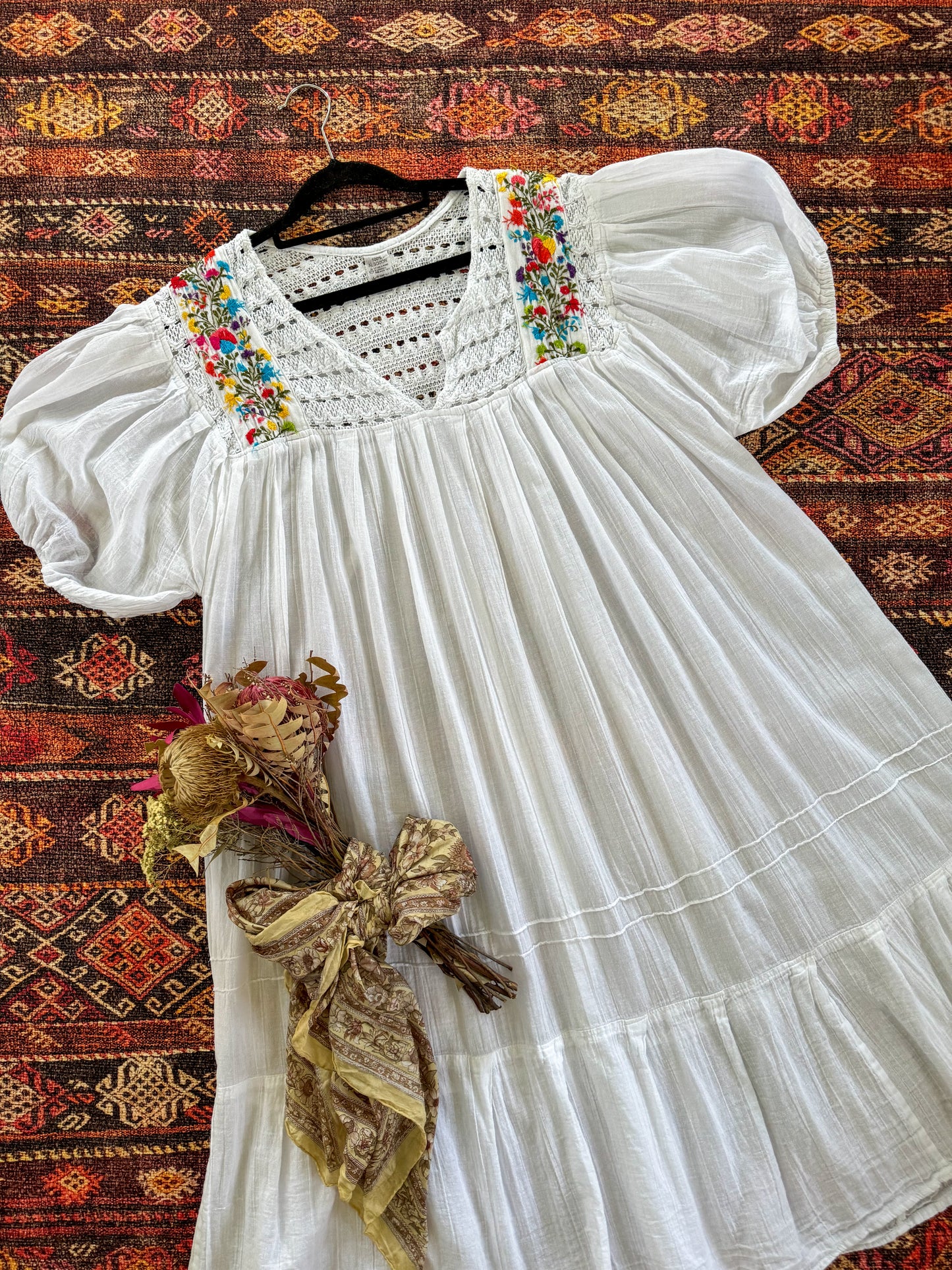 VINTAGE 1990S MEXICAN COTTON CHEESECLOTH EMBROIDERED CROCHET DRESS L/XL/XXL