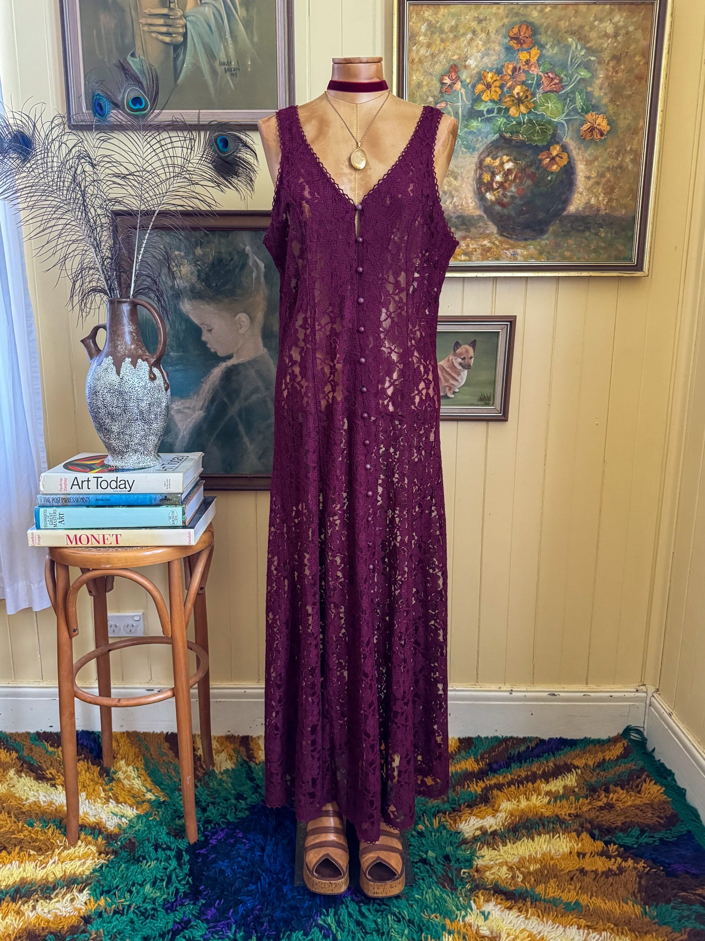 VINTAGE 1990S BURGUNDY LACE SLEEVELESS MAXI DUSTER DRESS M/L