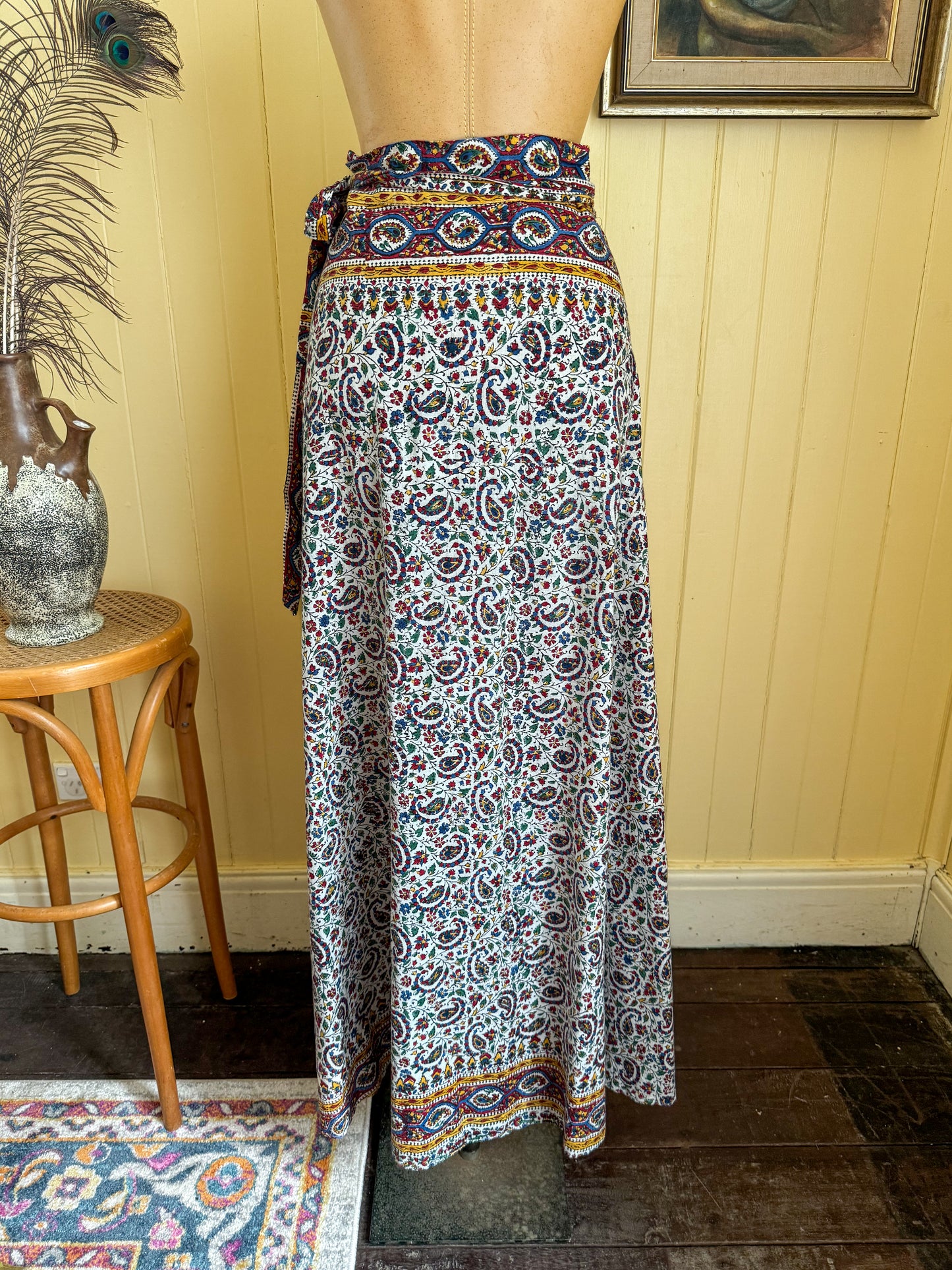 VINTAGE 1970S AYESHA DAVAR INDIAN COTTON BLOCK PRINT WRAP MAXI SKIRT M