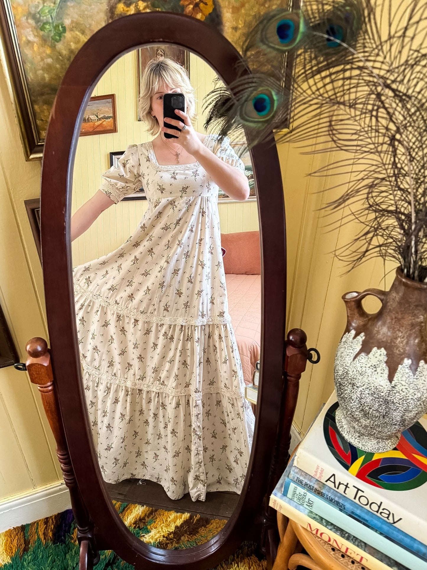 VINTAGE 1970S HANDMADE COTTON FLORAL PRINT CROCHET TRIM PRAIRIE MAXI DRESS S/M